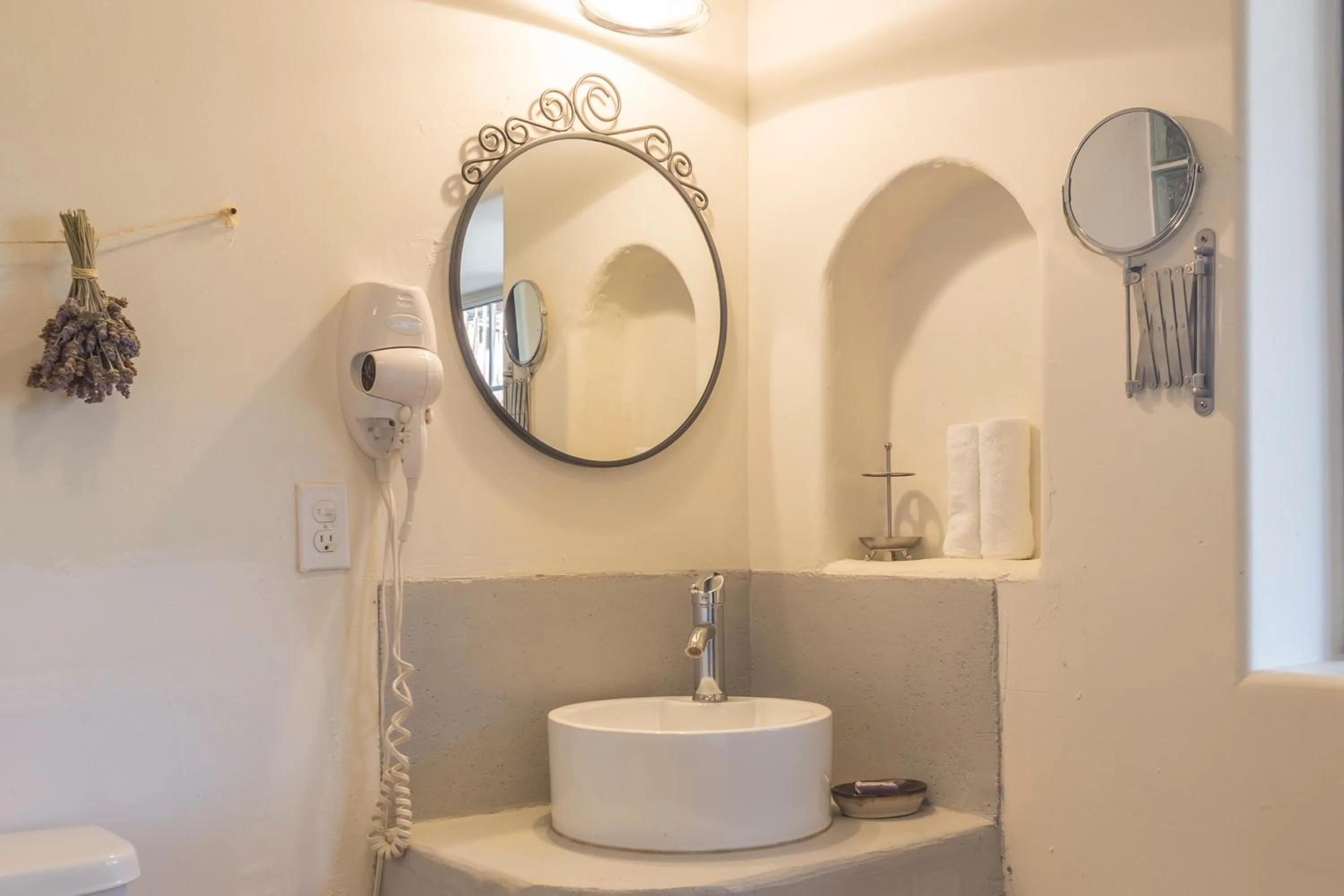 Bathroom in Terra del Valle Bed & Breakfast