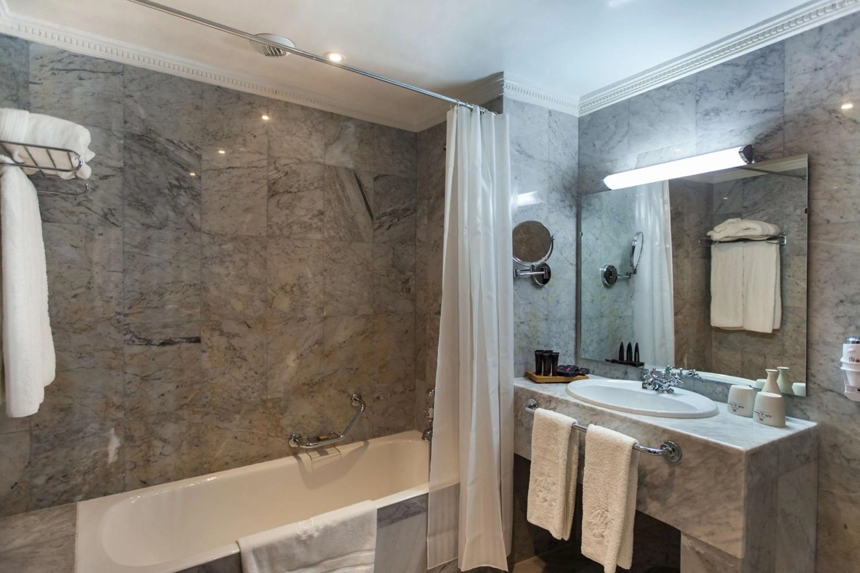 Grand Hotel Villa de France