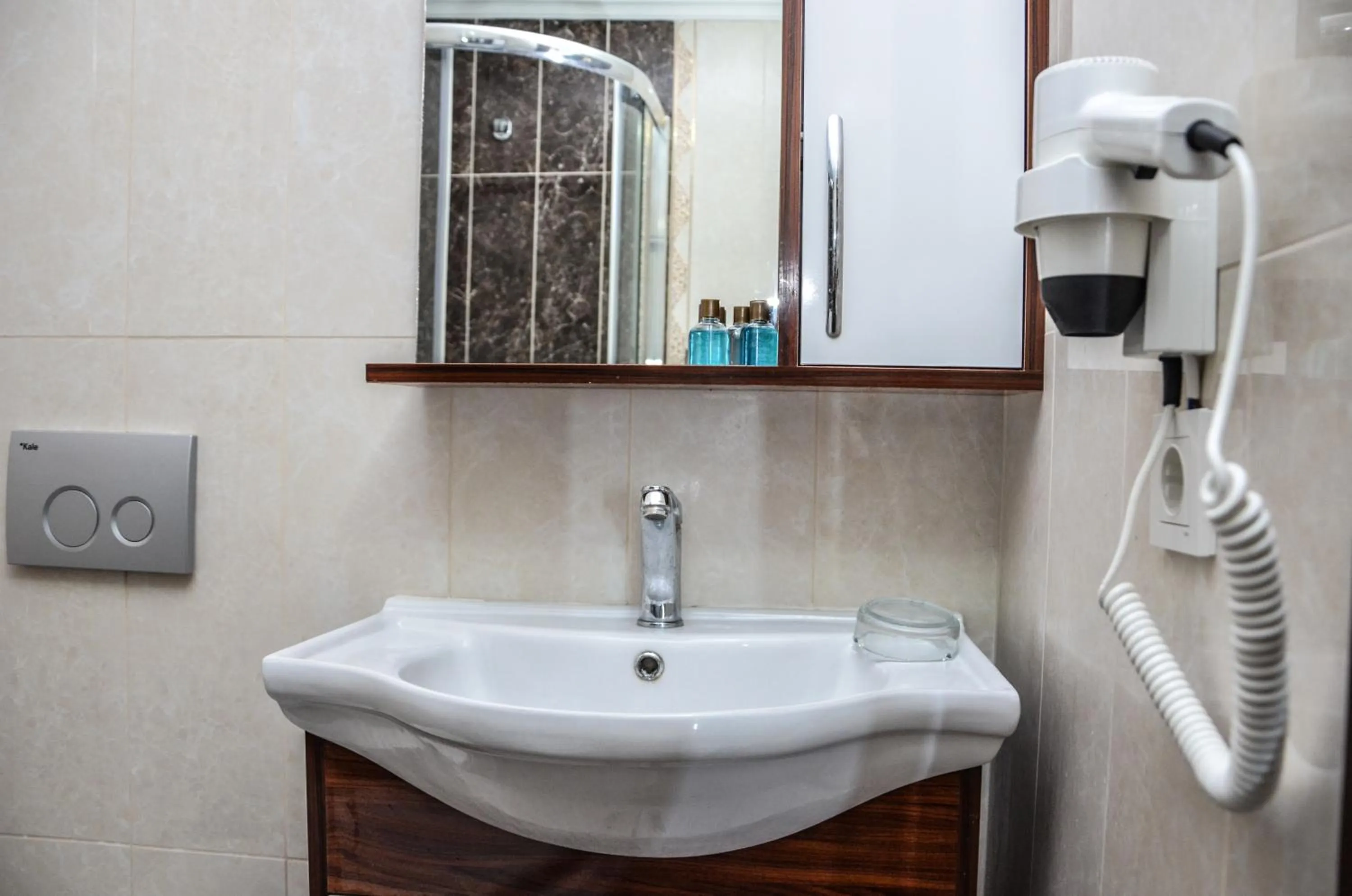 Bathroom in Uzunhan Hotel