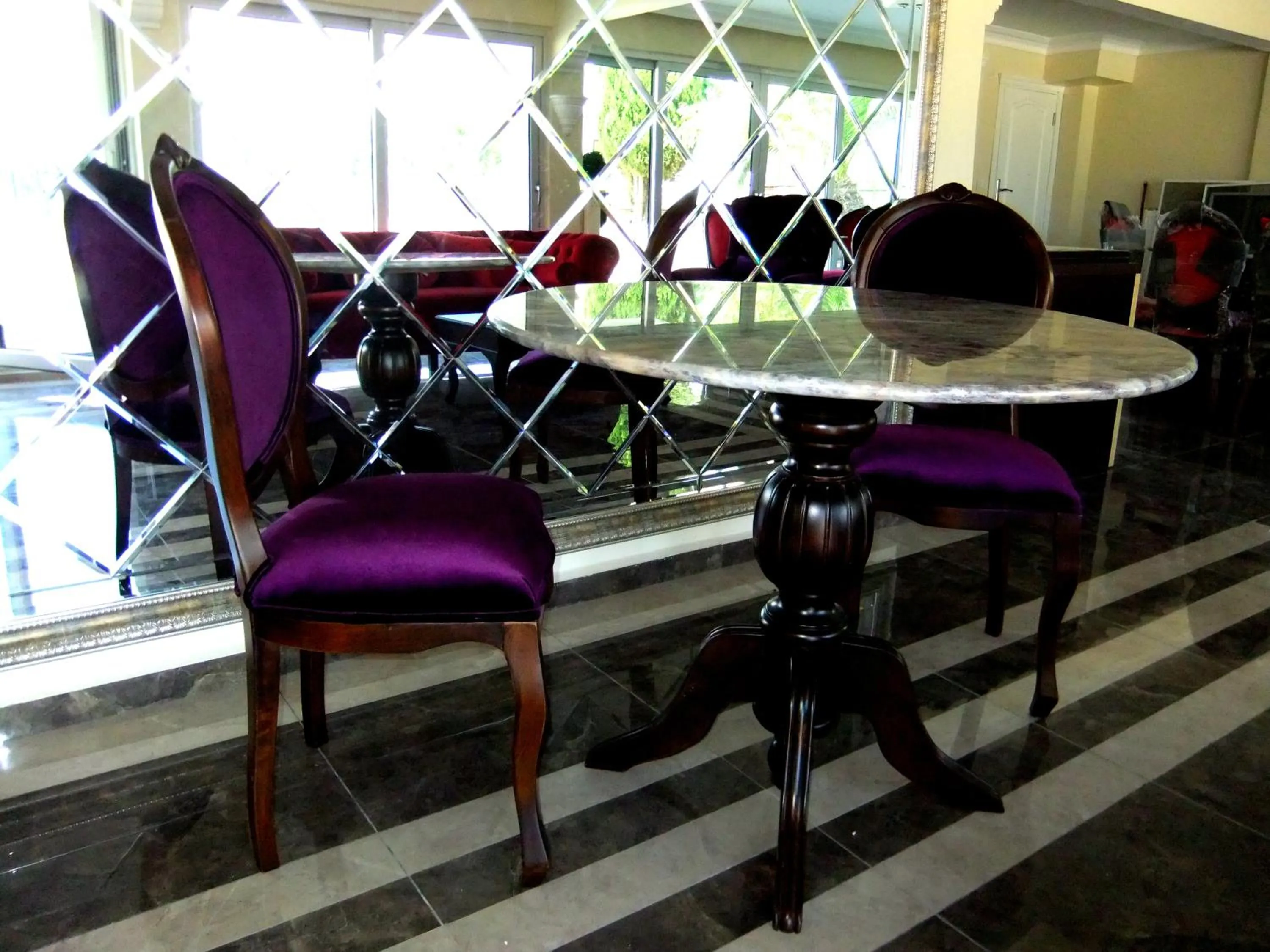 Restaurant/places to eat in Uzunhan Hotel