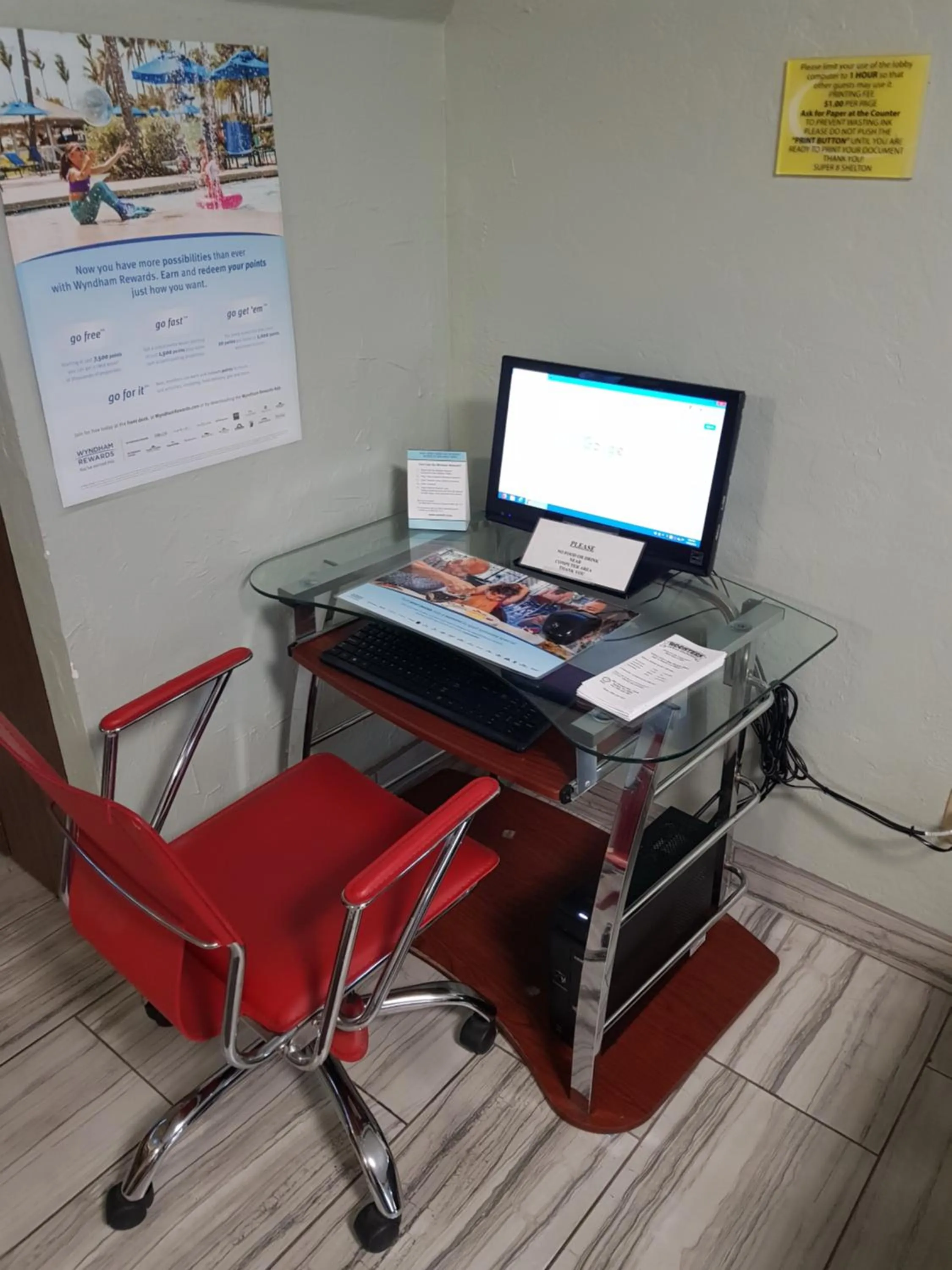 Business facilities in Super 8 by Wyndham Shelton