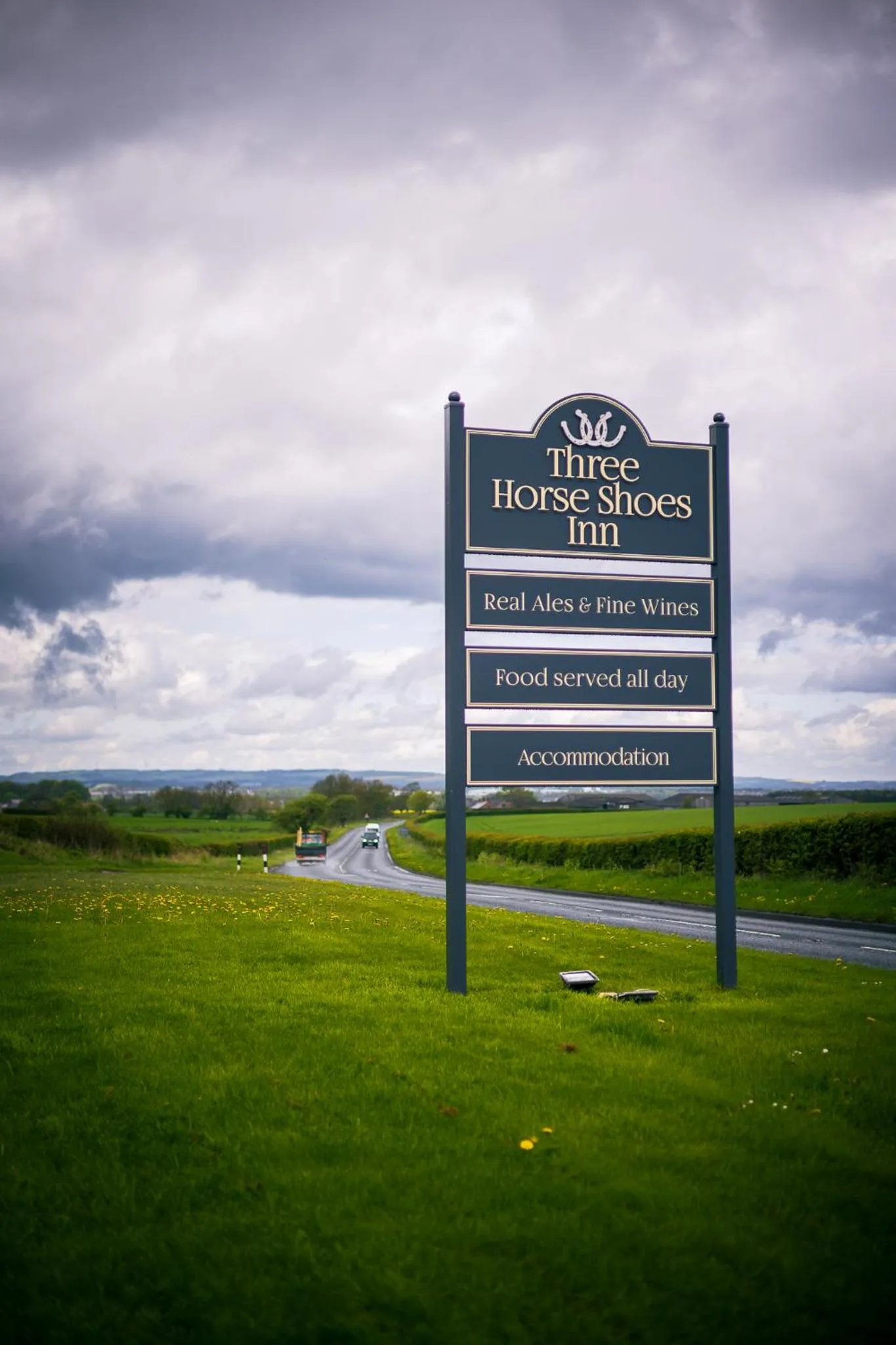 Three Horseshoes Inn