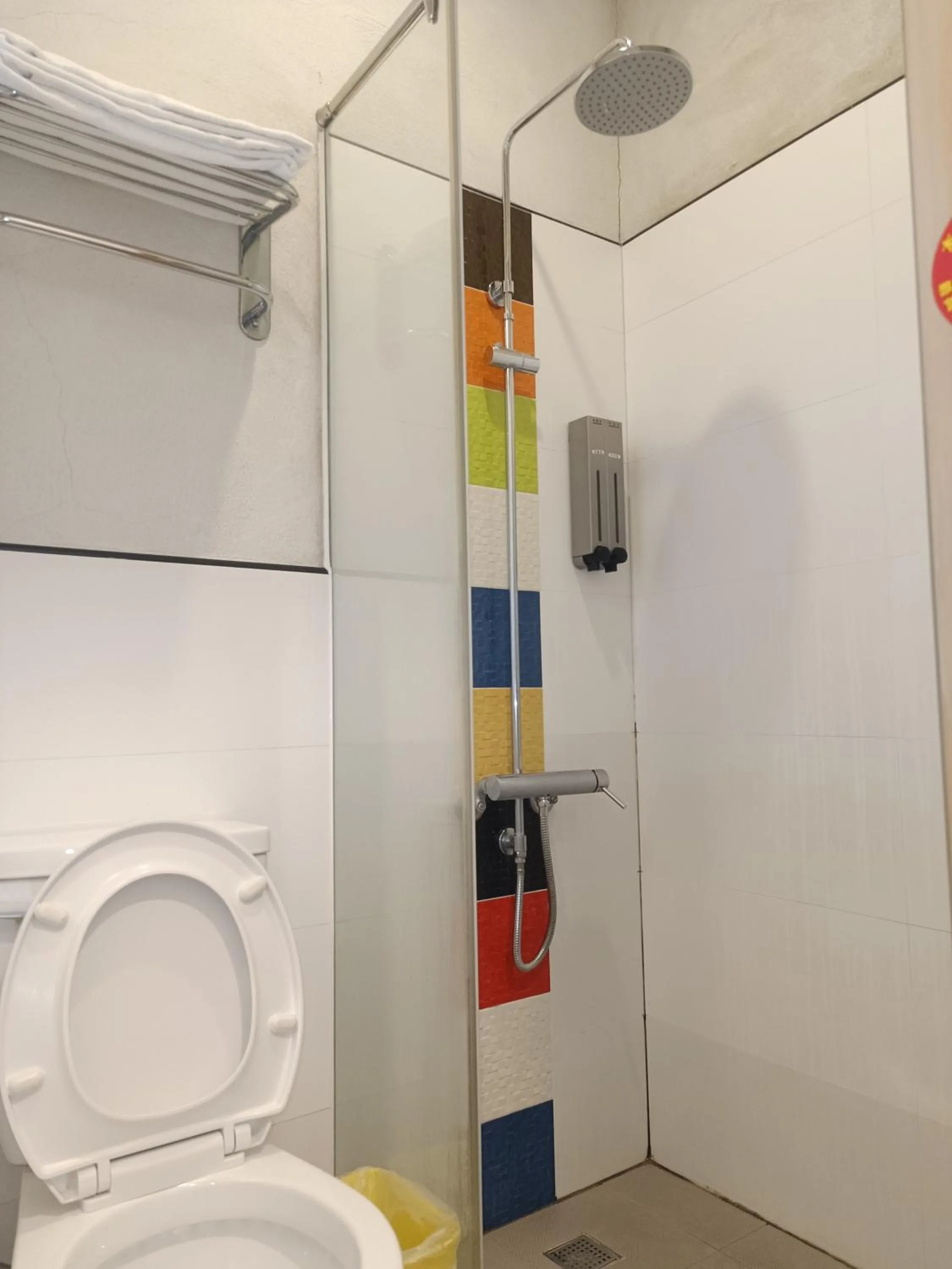 Shower in ColorMix Hotel & Hostel