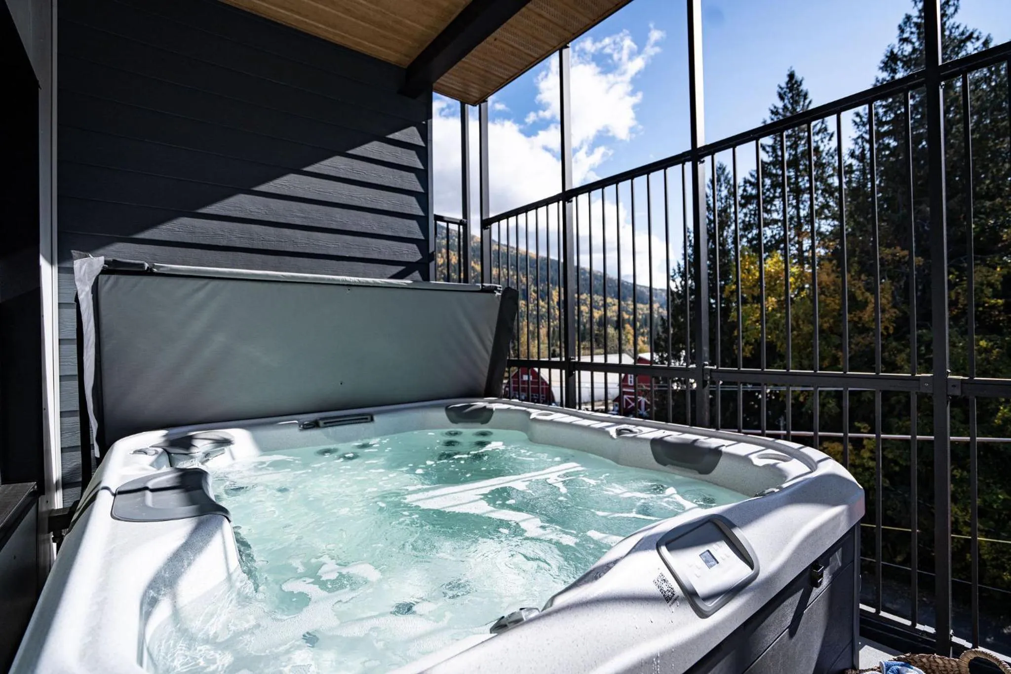 Mountainview Escape by Revelstoke Vacations