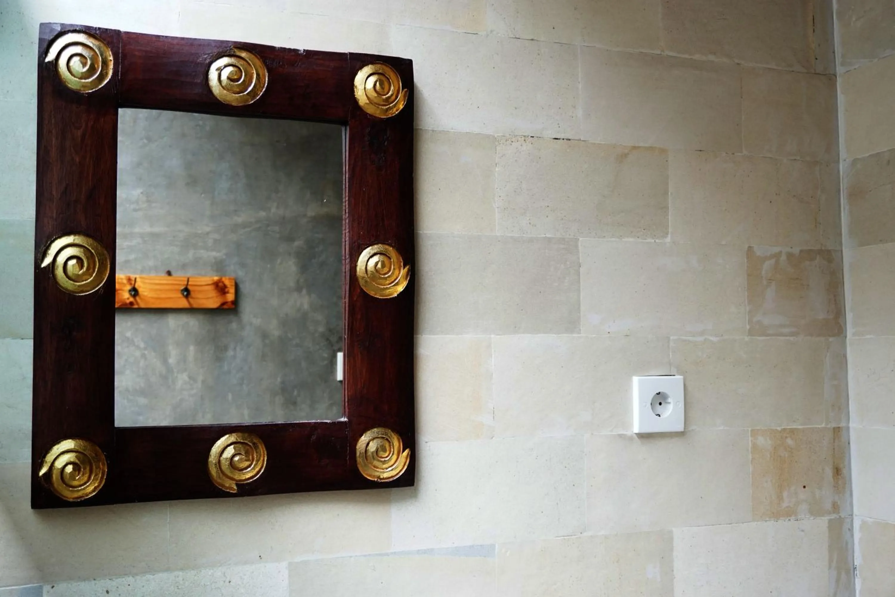 Decorative detail in Louto Dmell Villa & Guesthouse