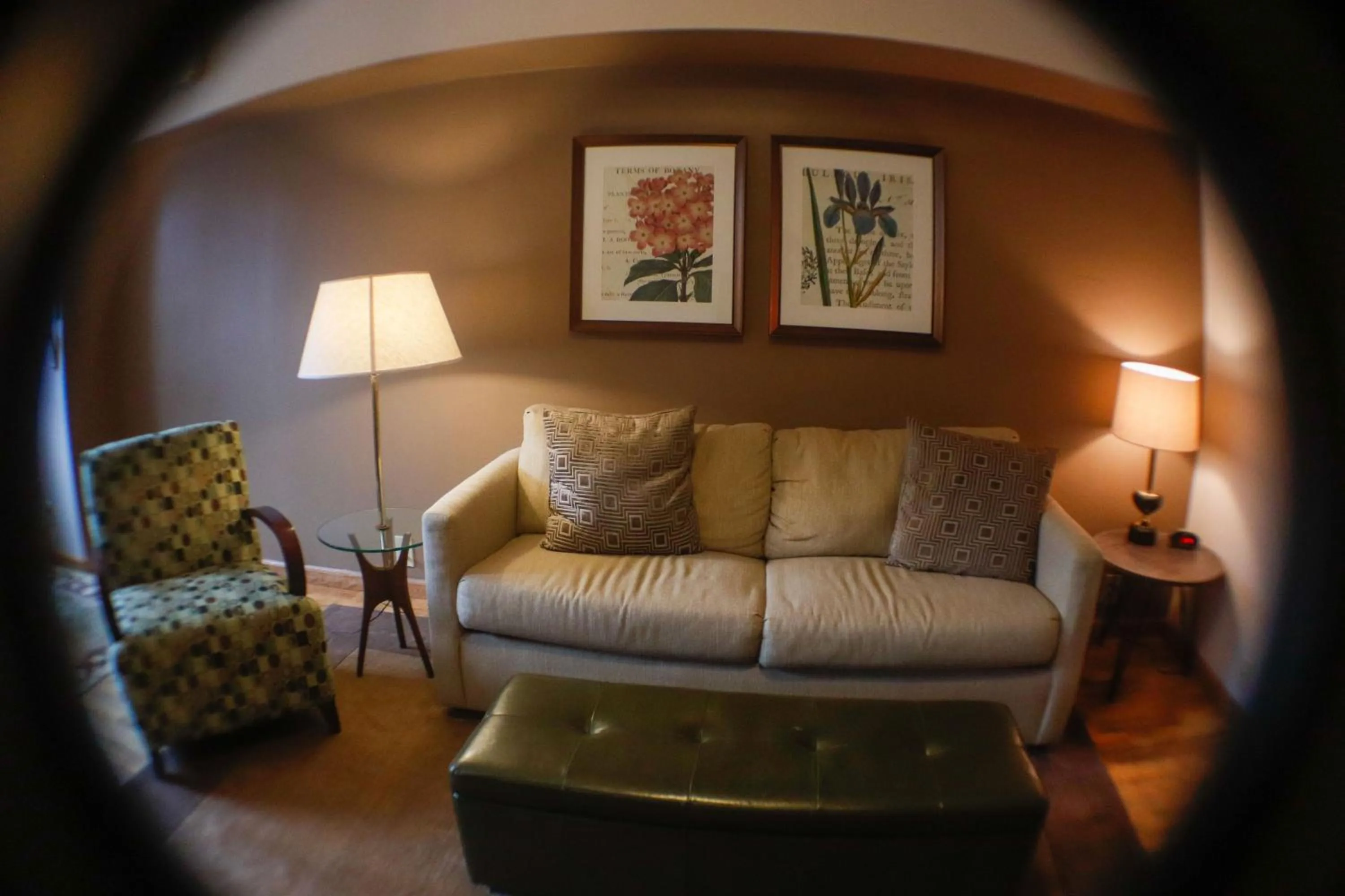 Living room in Fountainview Inn