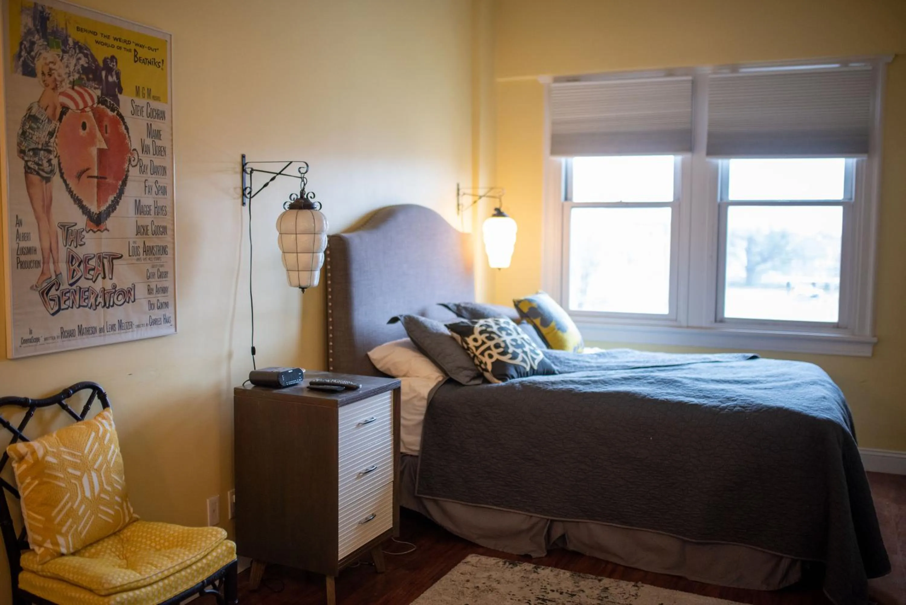 Bed in Fountainview Inn