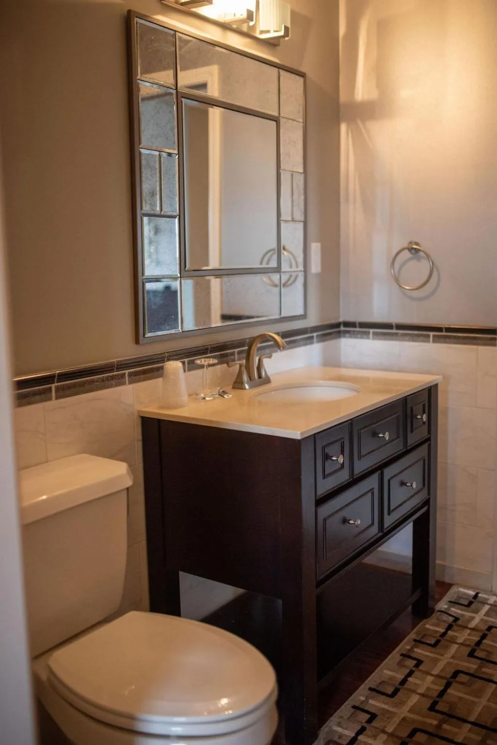 Toilet in Fountainview Inn