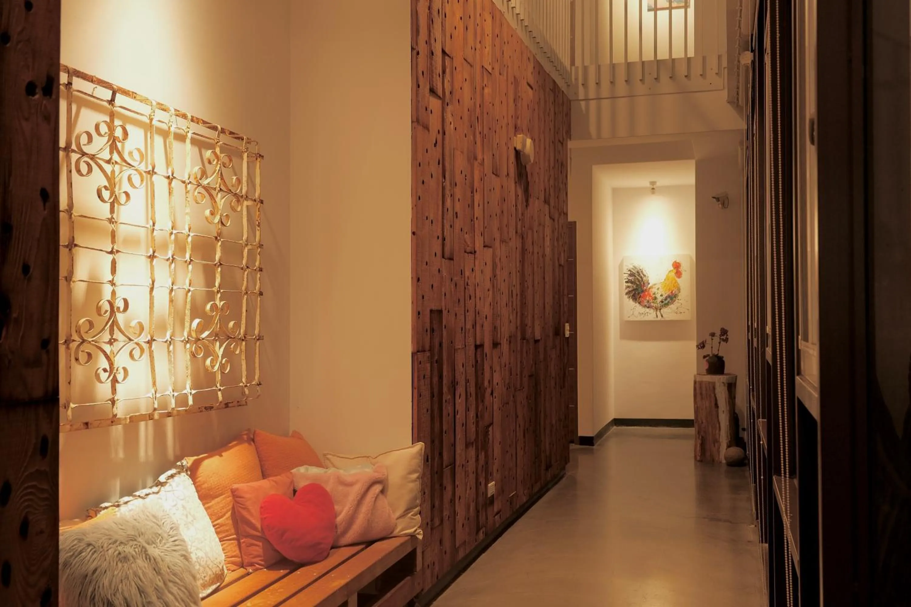 Decorative detail, Bed in 愛黏在一起設計師民宿 Lovers BNB