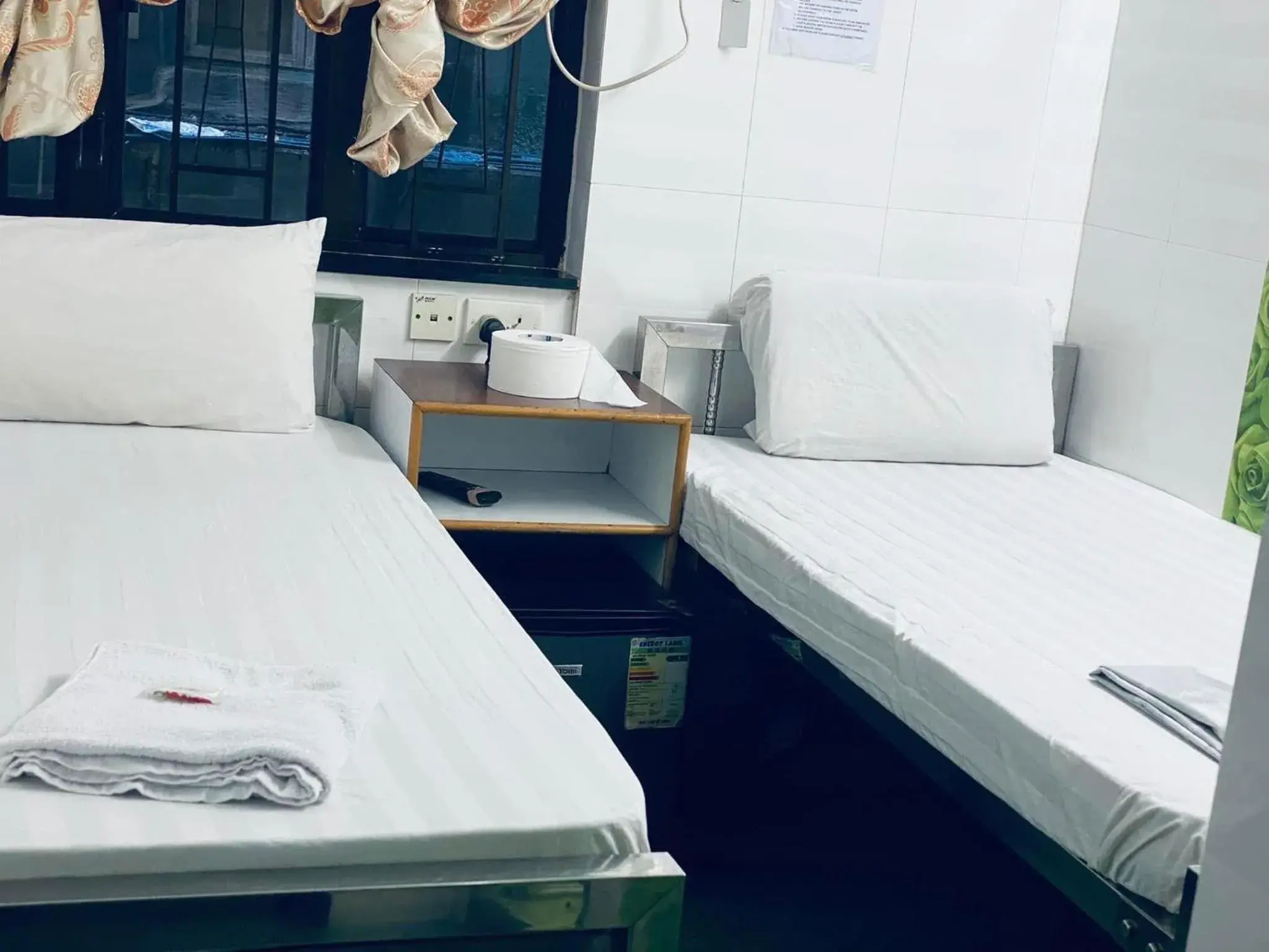 Twin Room in New Cosmos Hotel Twin Room in New Cosmos Hotel