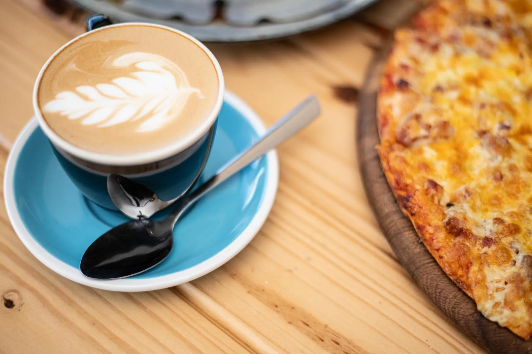 Restaurant/places to eat in No 20 On the Beach Guesthouse