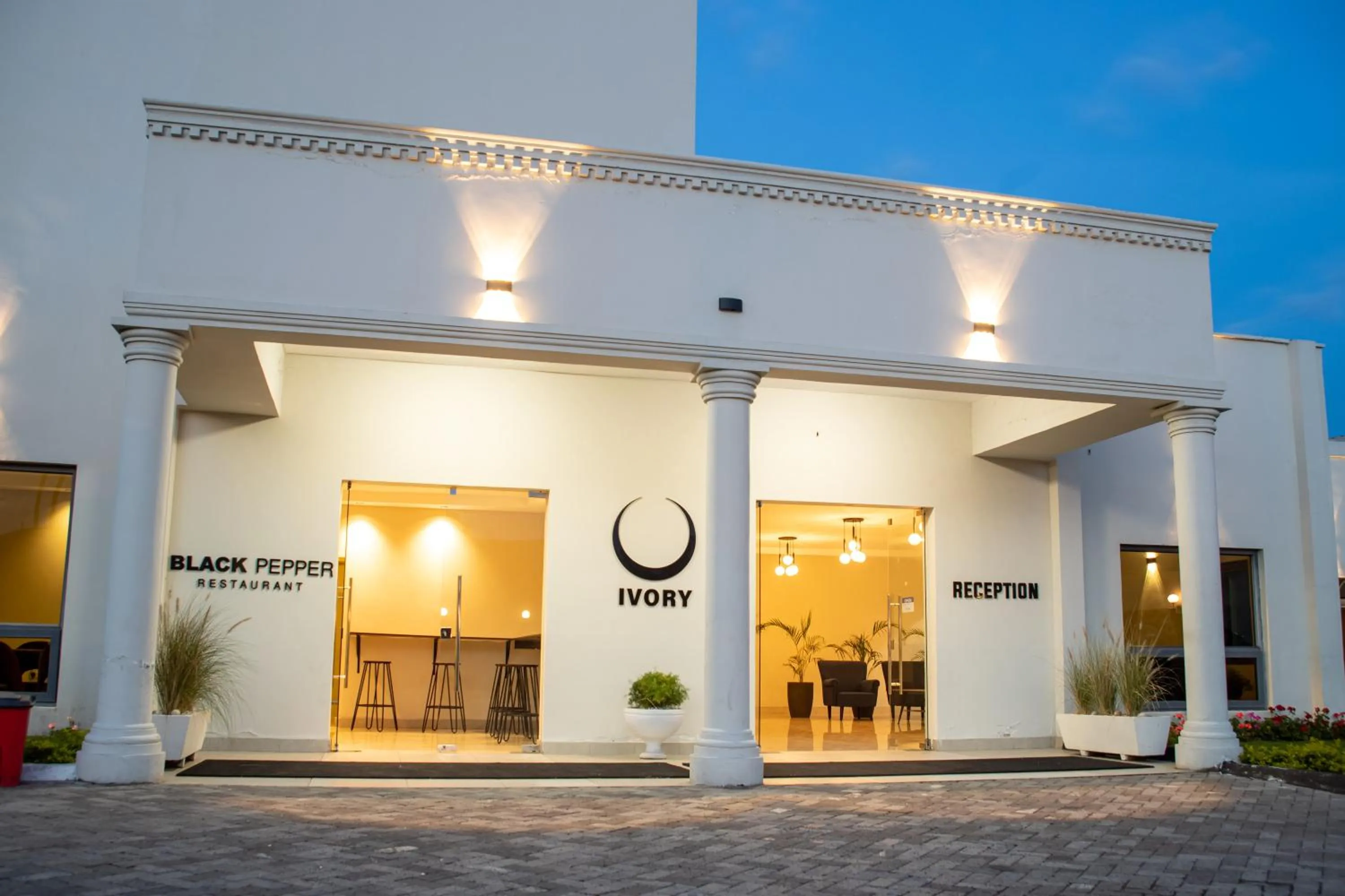 Property building in Ivory Park Hotel - Safari Waterworld