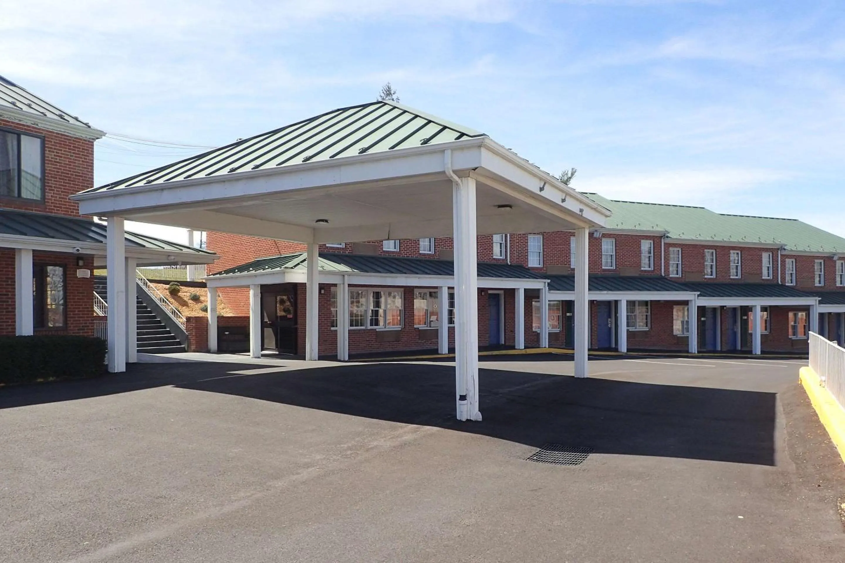 Econo Lodge Waynesboro - Skyline Drive