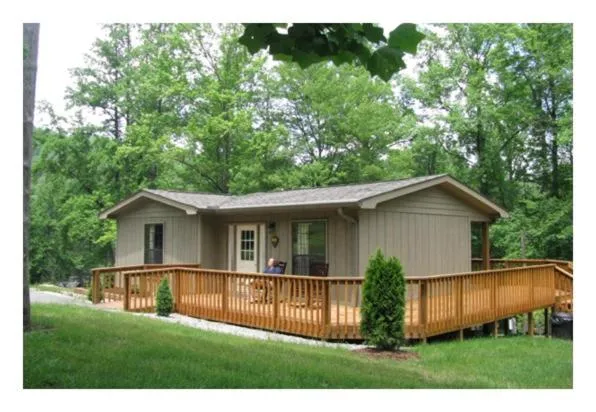 Fontana Village Resort & Marina