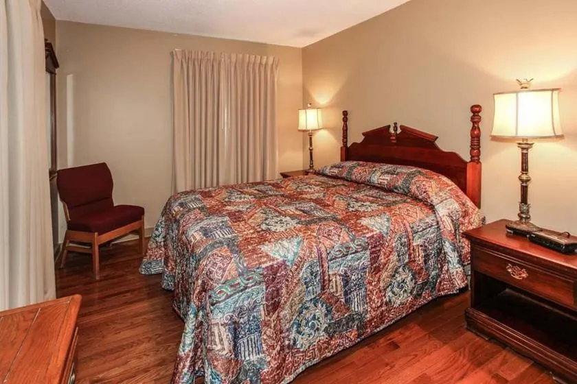 Bed in Fontana Village Resort & Marina