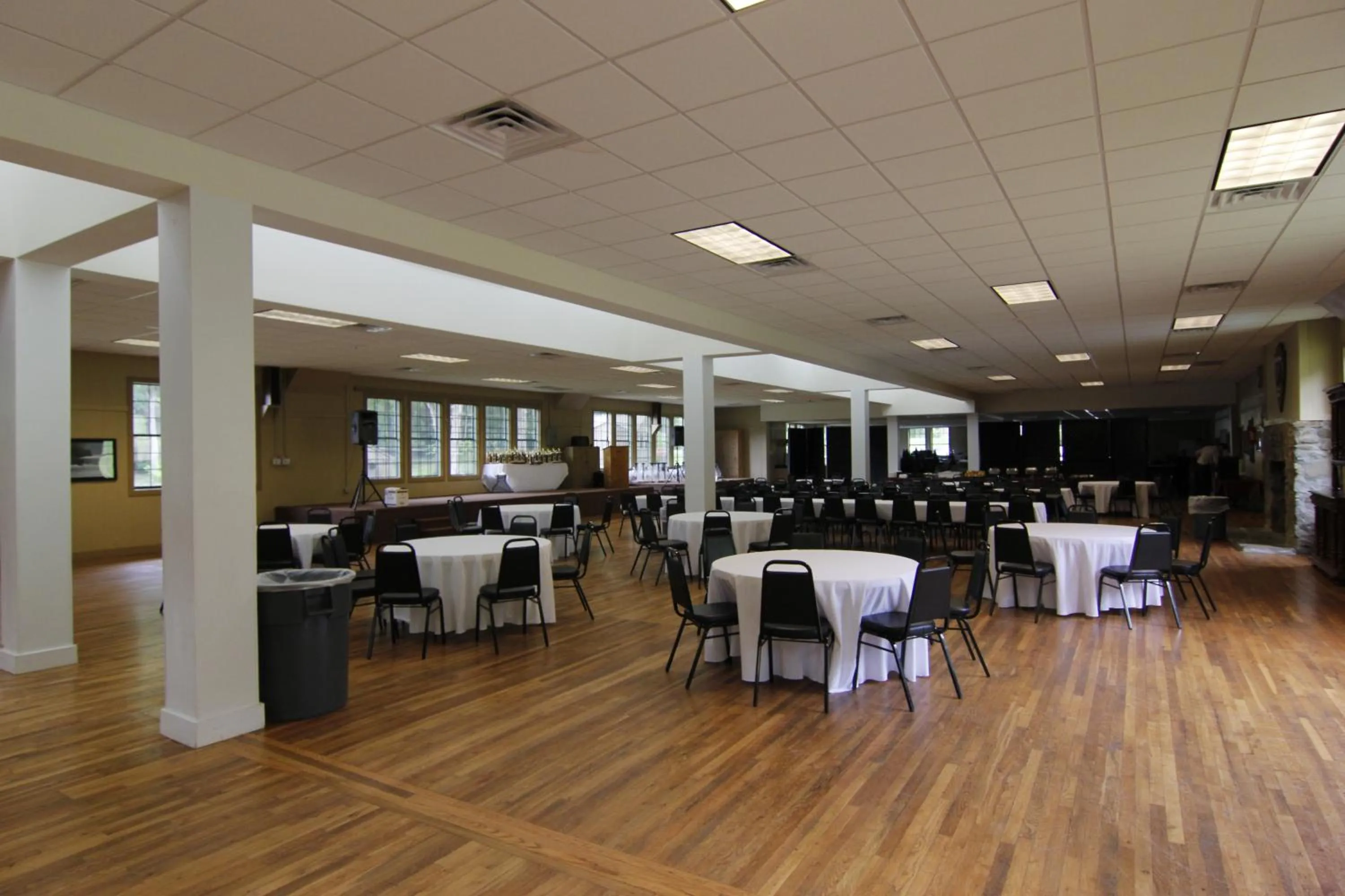 Banquet/Function facilities in Fontana Village Resort & Marina