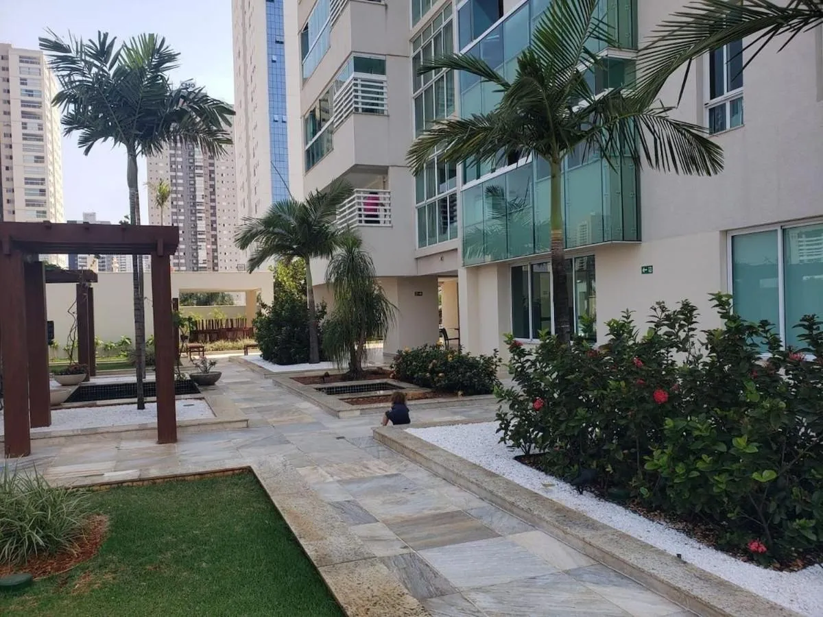 1 Qts.| 2 Hósp. | Linda vista| Ao lado do Shopping