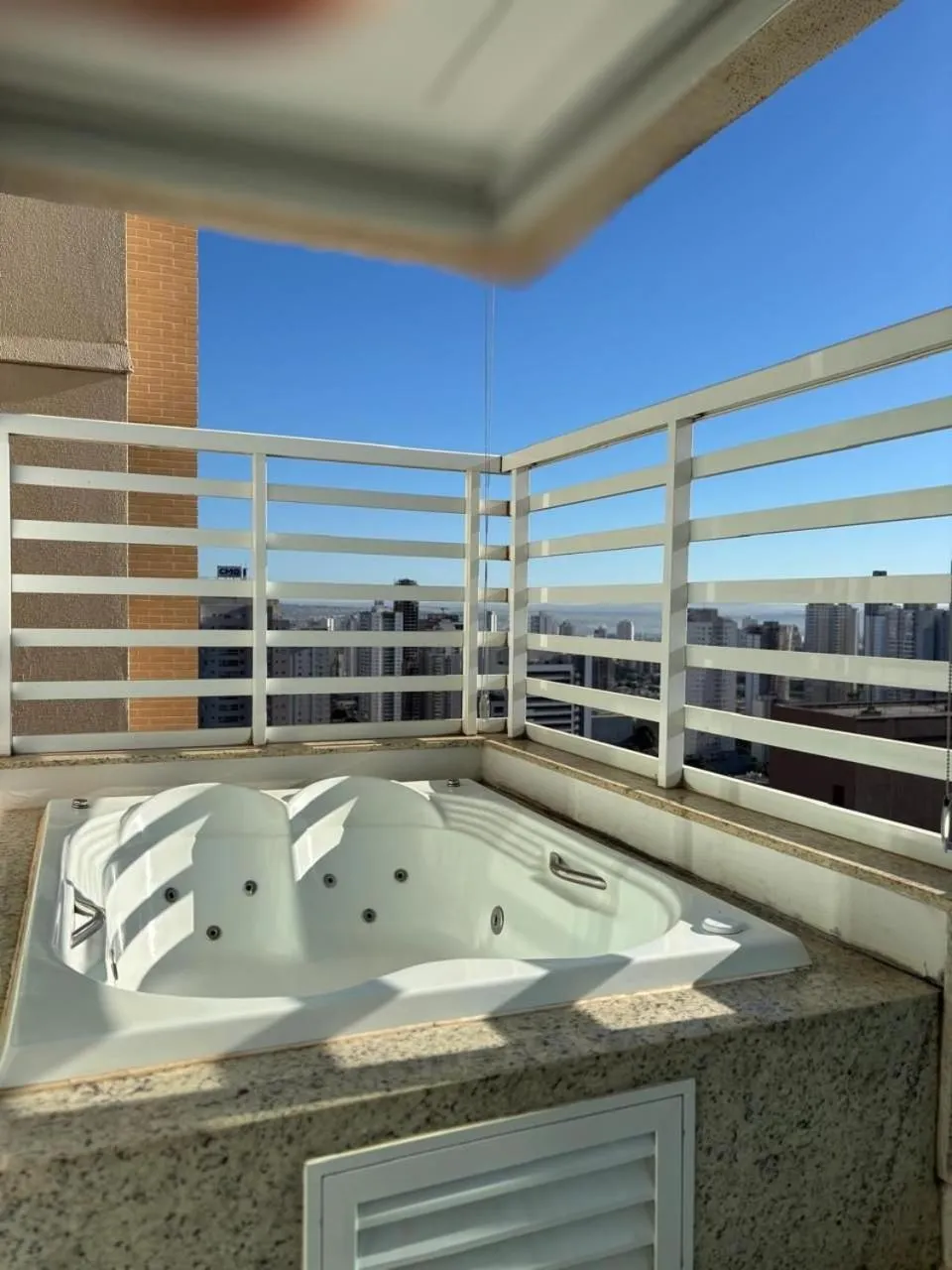 1 Qts.| 2 Hósp. | Linda vista| Ao lado do Shopping