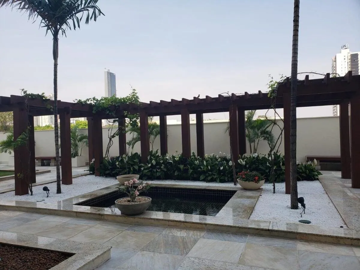 1 Qts.| 2 Hósp. | Linda vista| Ao lado do Shopping