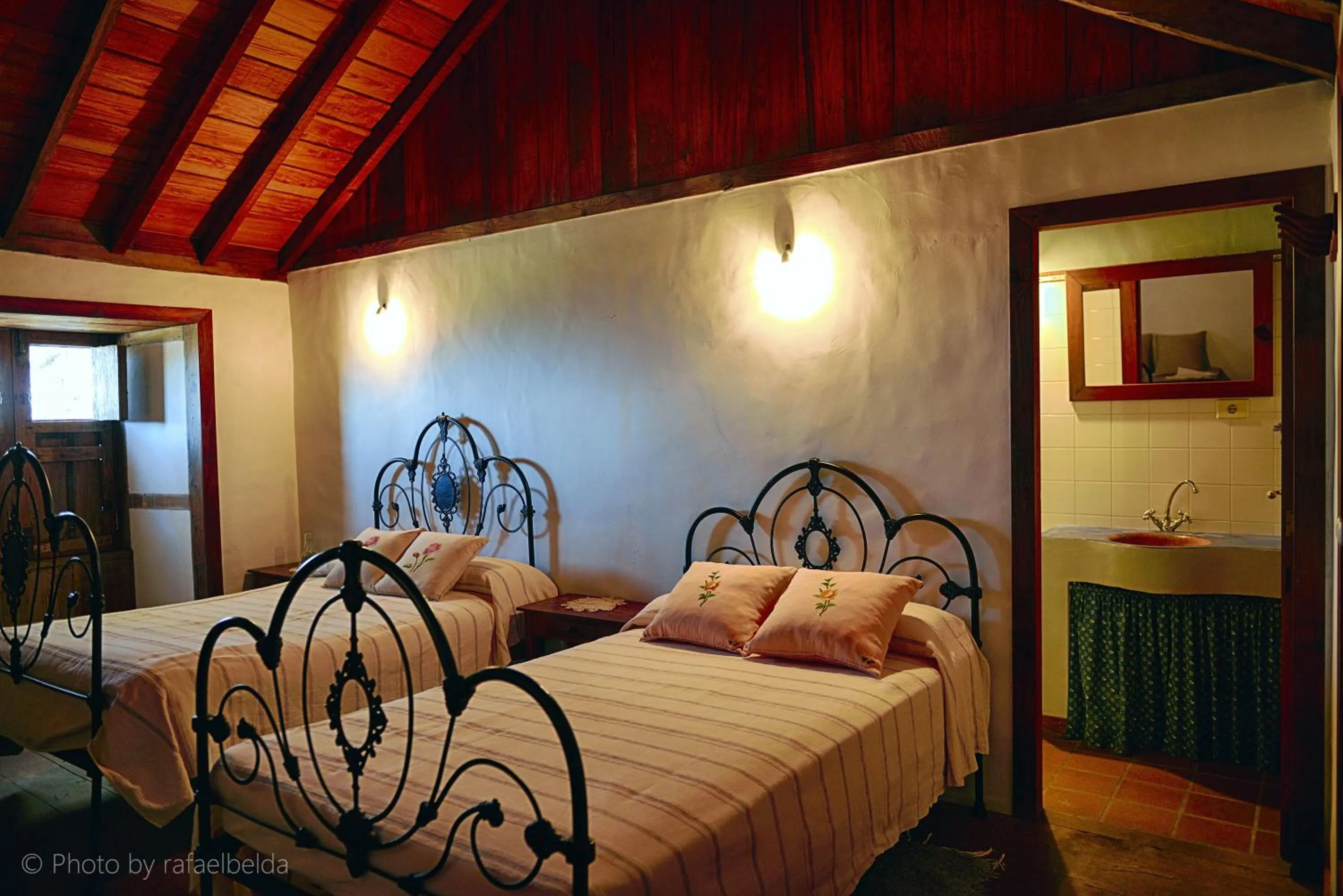 Bedroom, Bed in Salazar