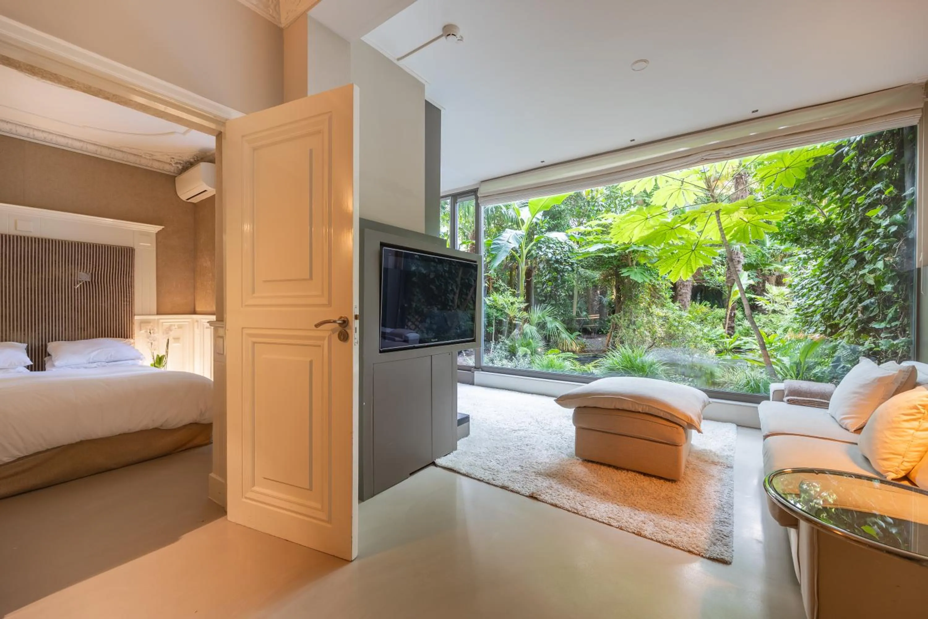 Garden, Bed in Park Mansion Hotel