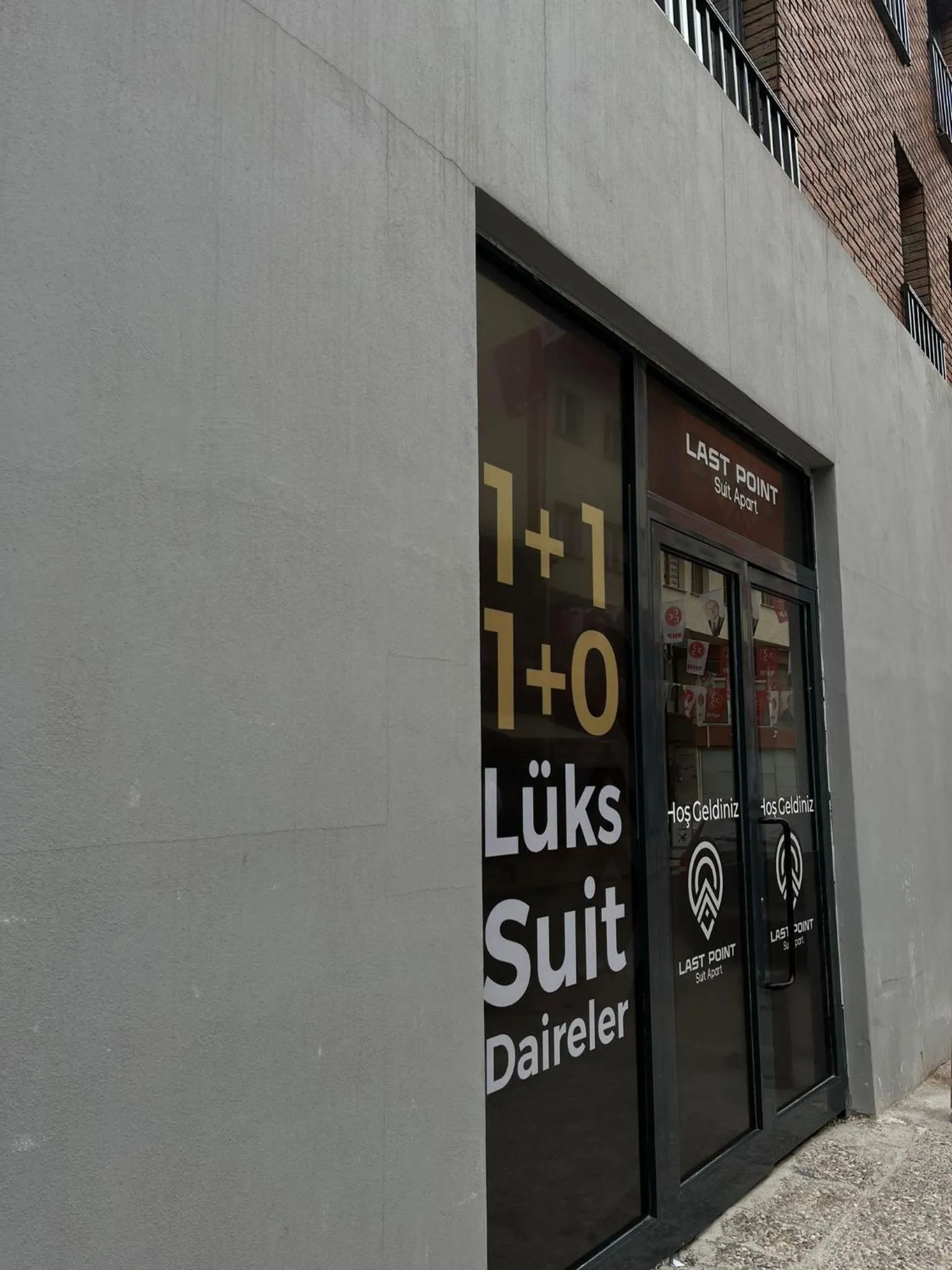 Property building in Last Point Süit Apart