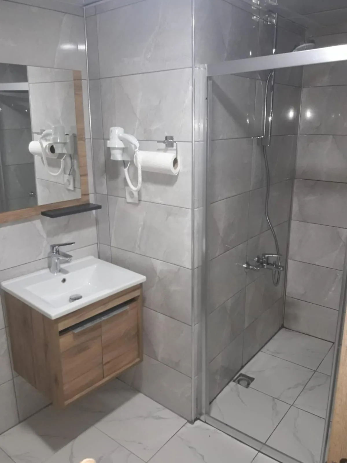 Bathroom in Last Point Süit Apart