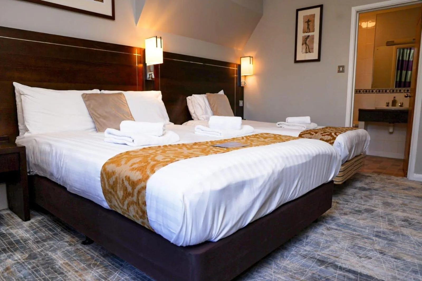 Bedroom, Bed in New Wilmington Hotel