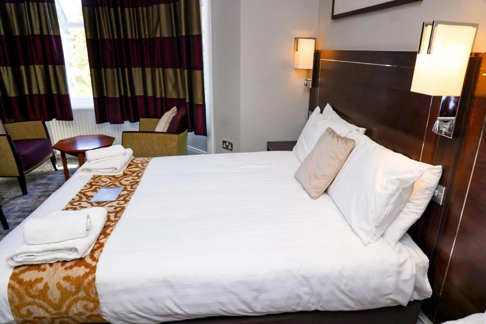 Bedroom, Bed in New Wilmington Hotel