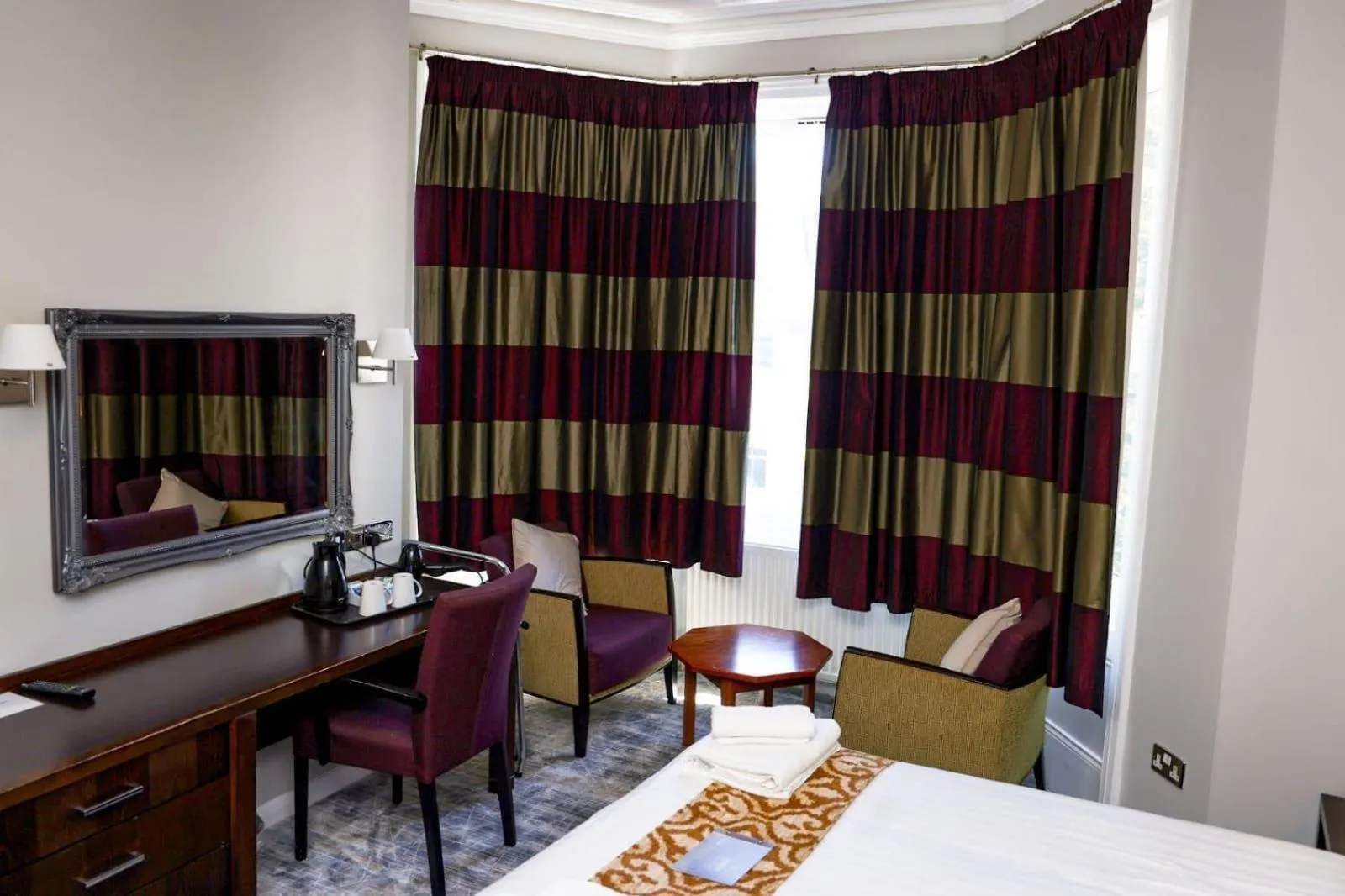 Bedroom, Bed in New Wilmington Hotel