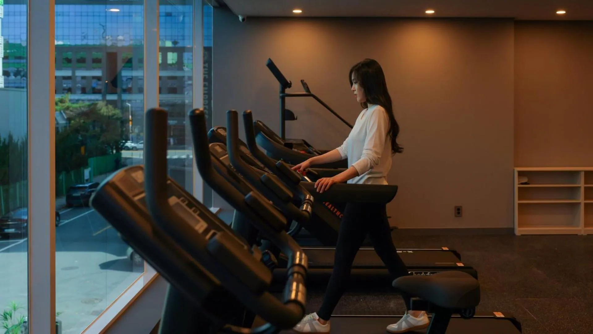 Fitness centre/facilities in Workers Hotel Daejeon by Aank