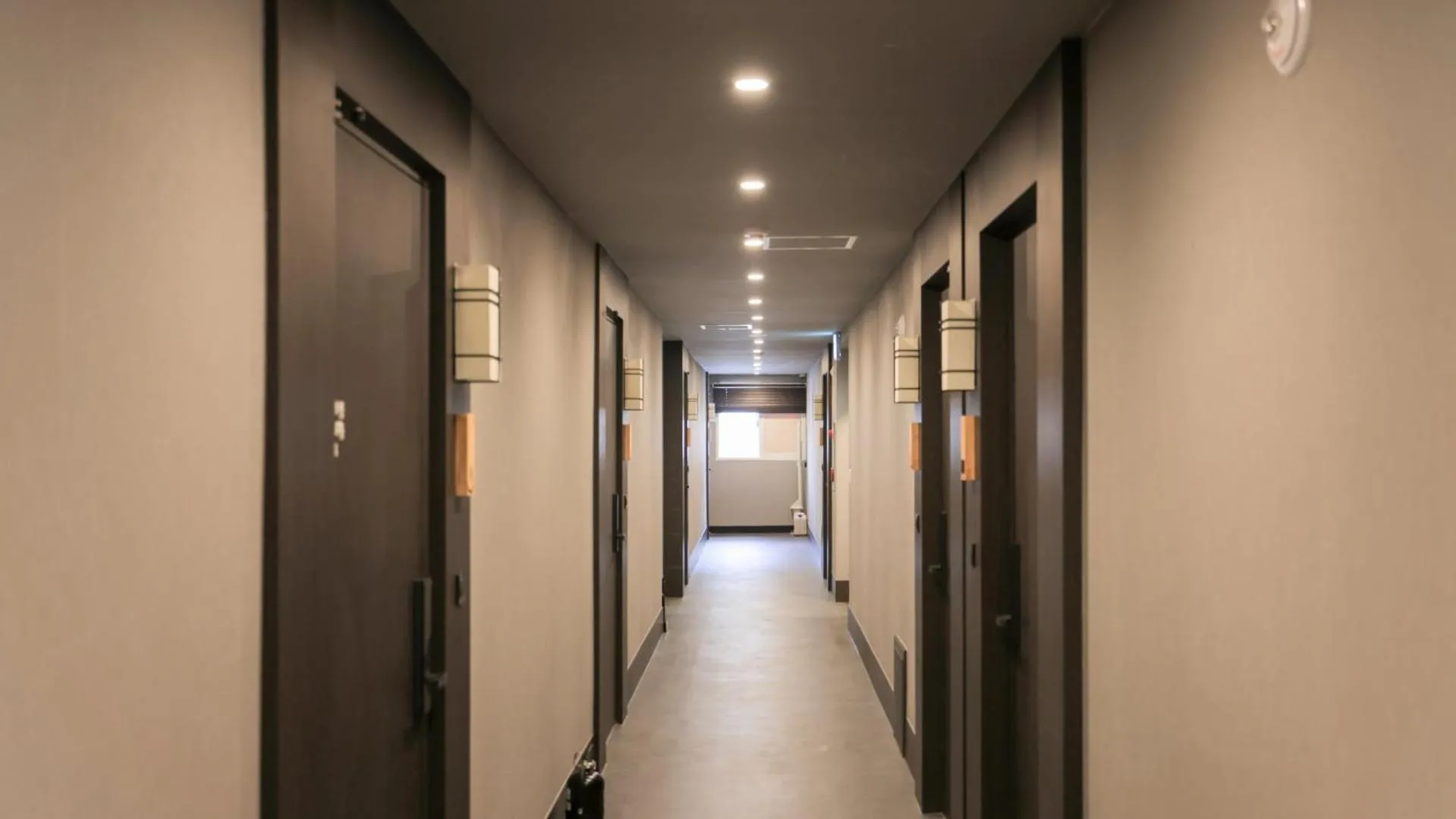 Lobby or reception in Workers Hotel Daejeon by Aank