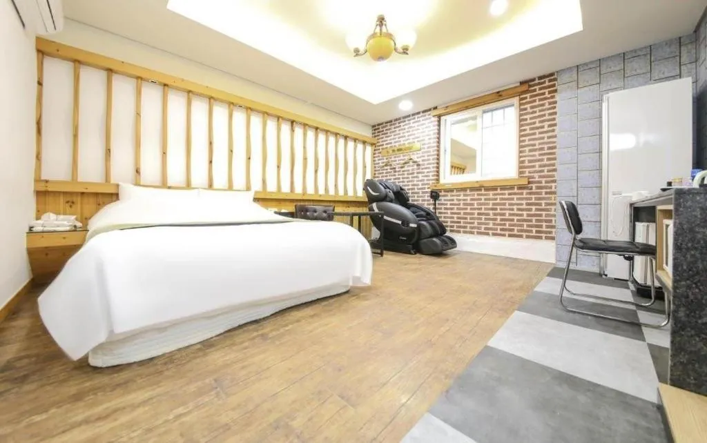 Cheonan Business Hotel
