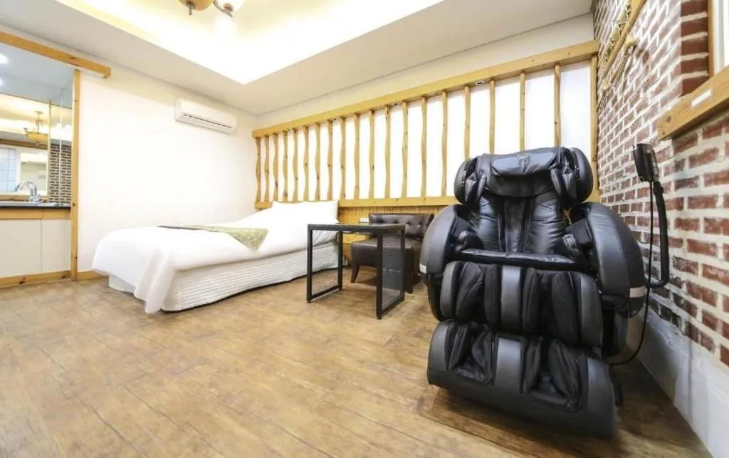 Cheonan Business Hotel