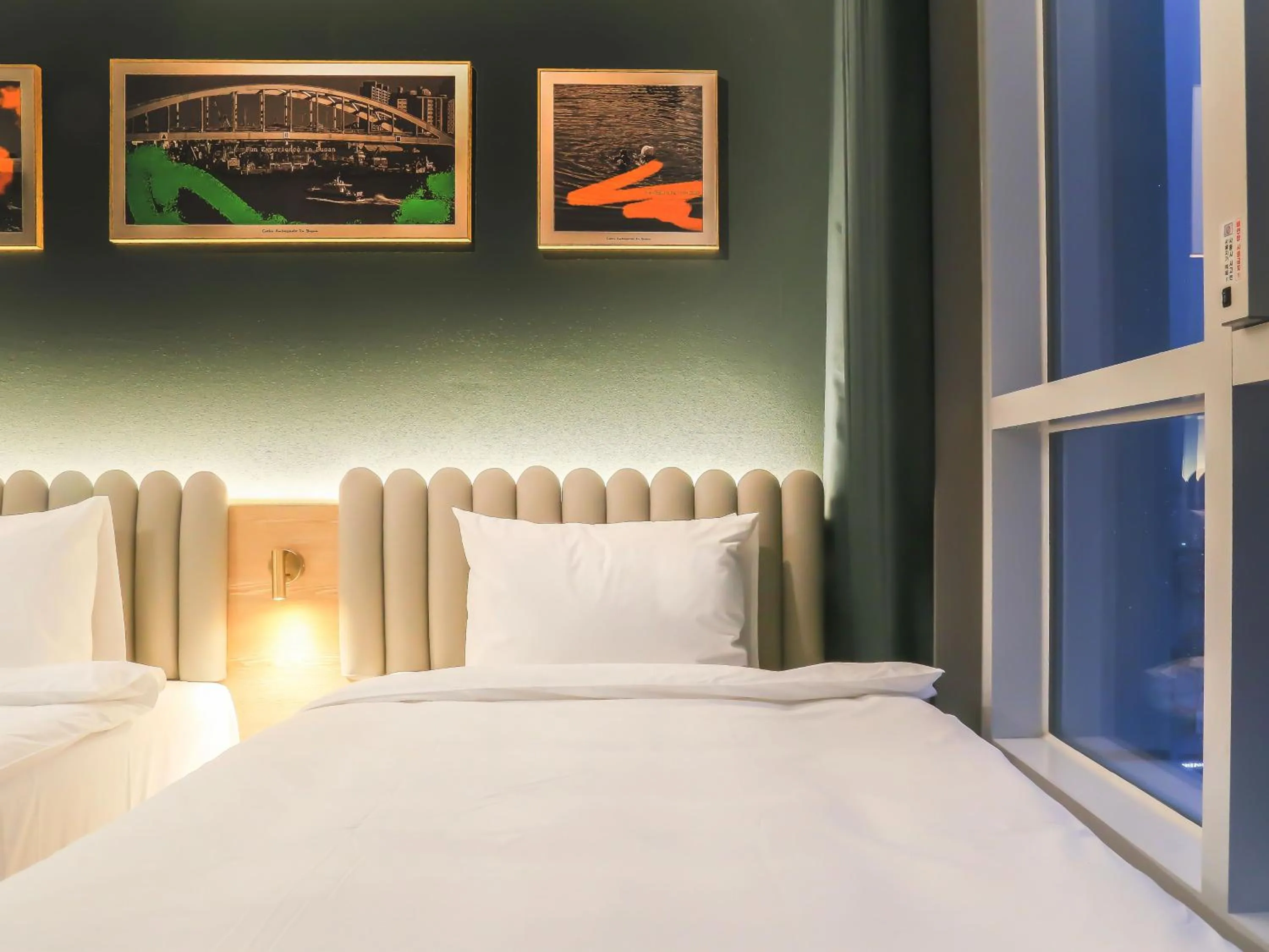 Bed in Busan Nampo Cotice The Ground