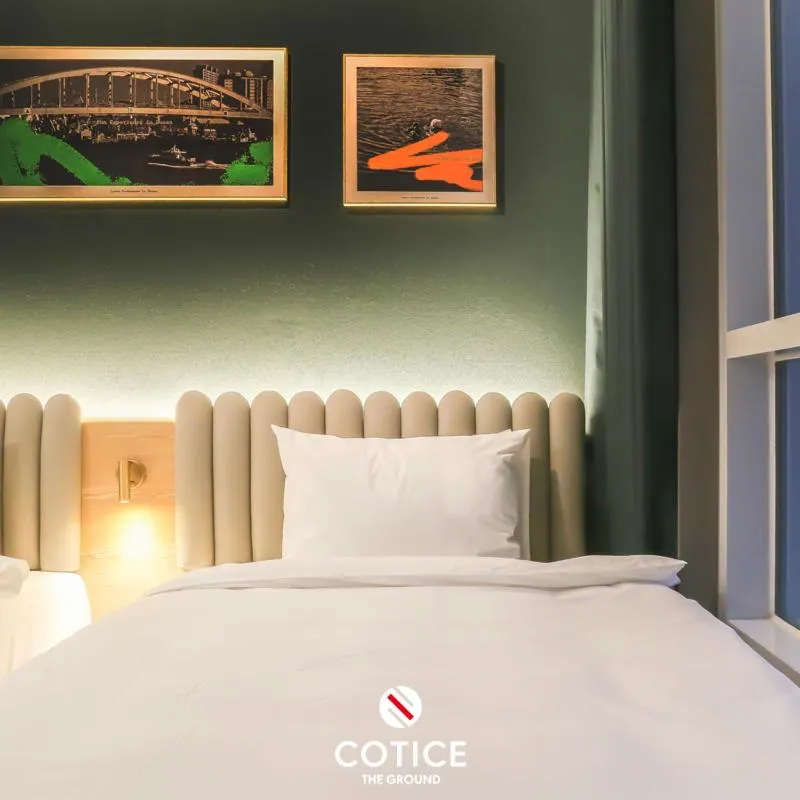 Bed in Busan Nampo Cotice The Ground