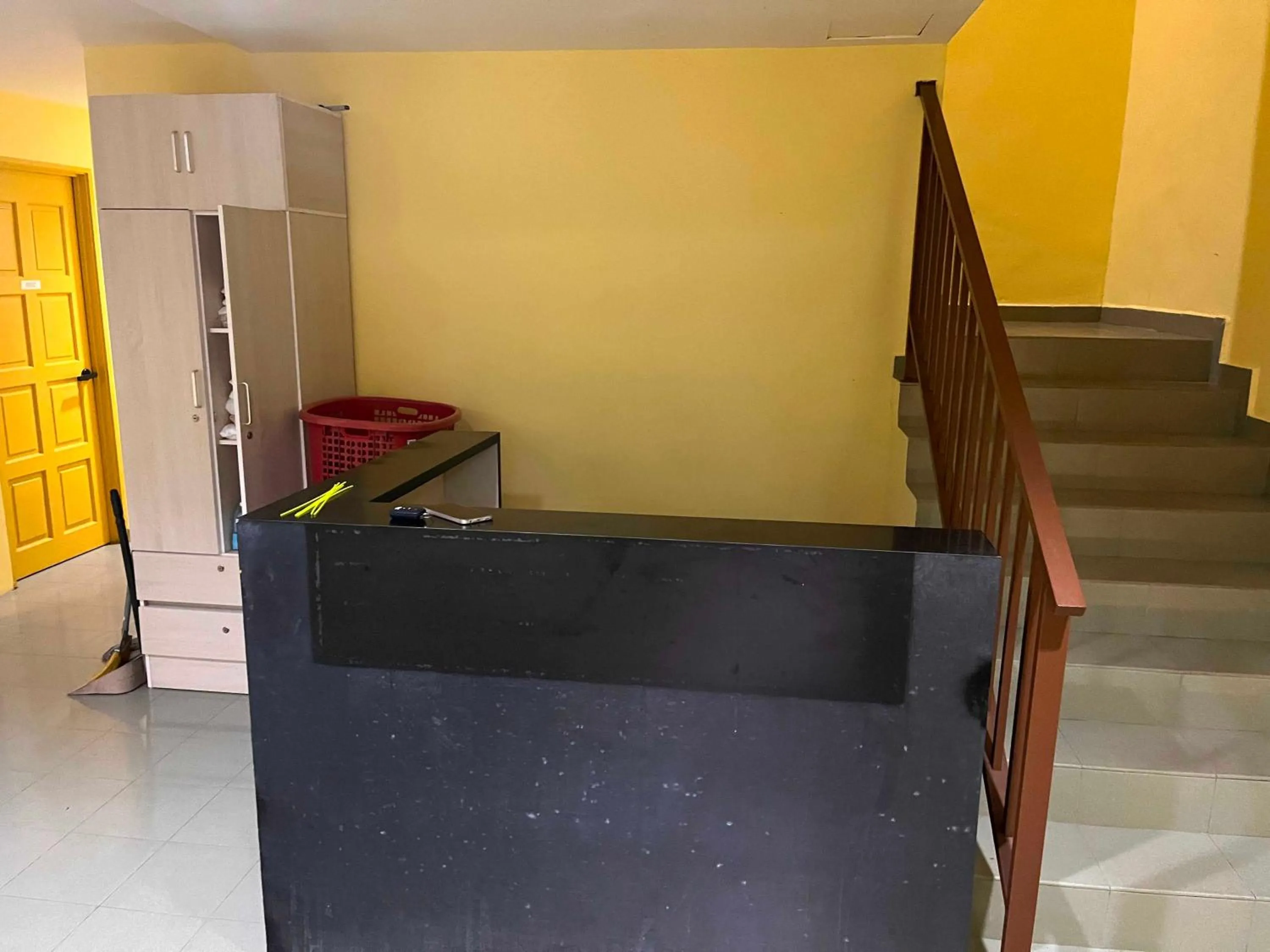 Lobby or reception in Hotel O RAHMAH SOJOURN CENTRE