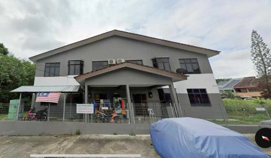 Facade/entrance in Hotel O RAHMAH SOJOURN CENTRE