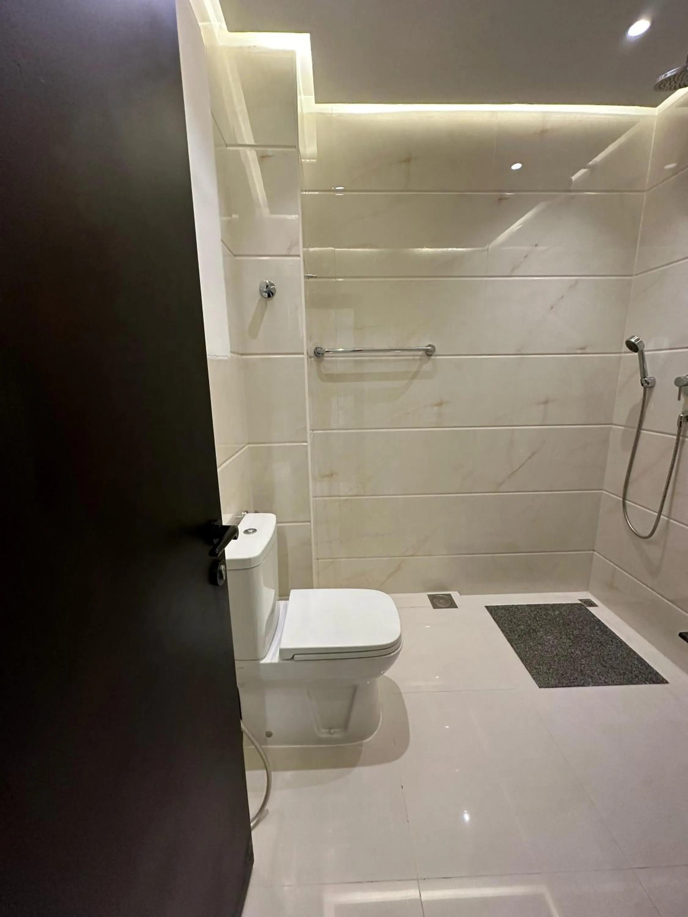 Shower in Dibba Sea View Hotel by AMA Pro