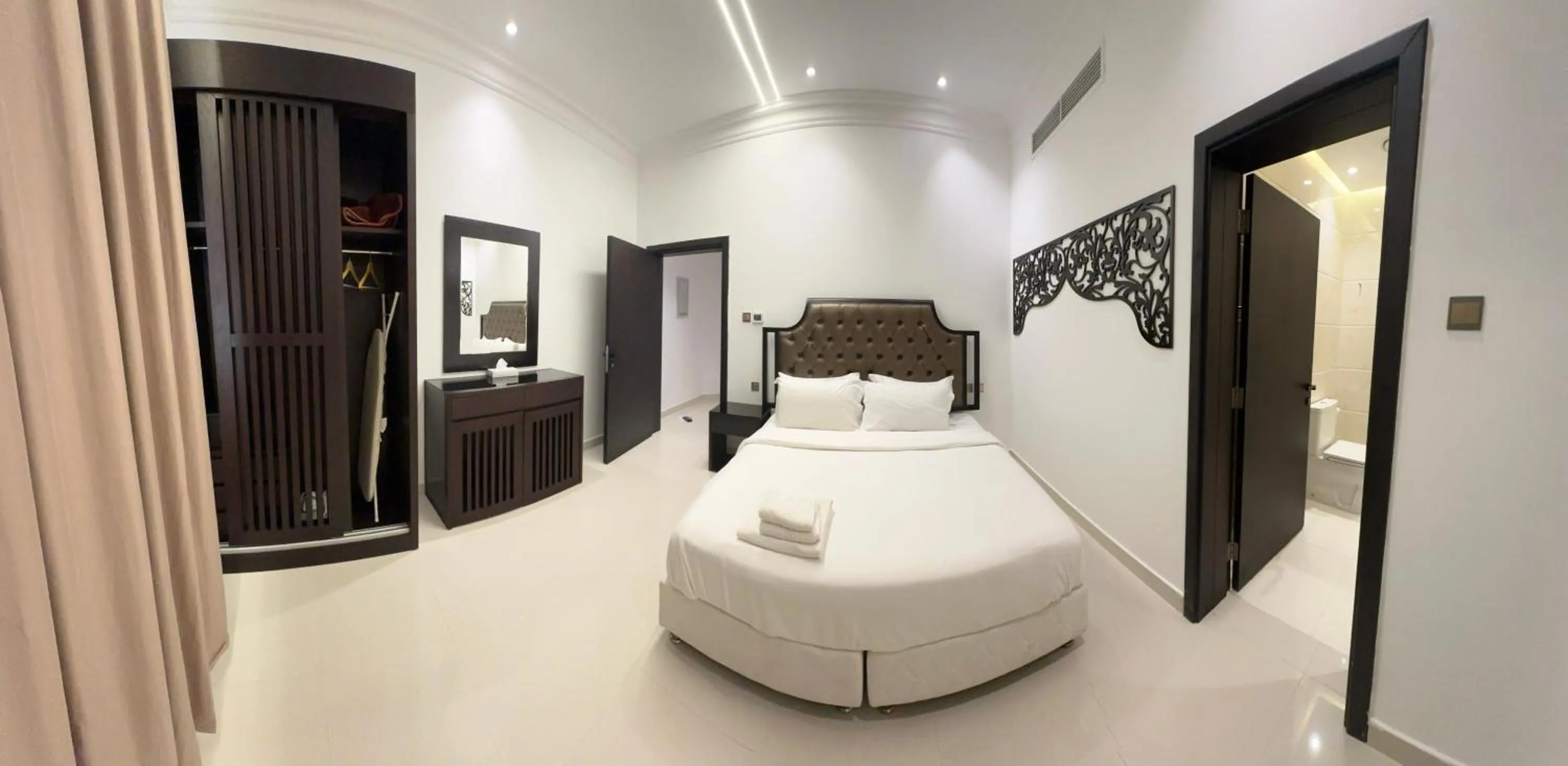 Bedroom, Bed in Dibba Sea View Hotel by AMA Pro