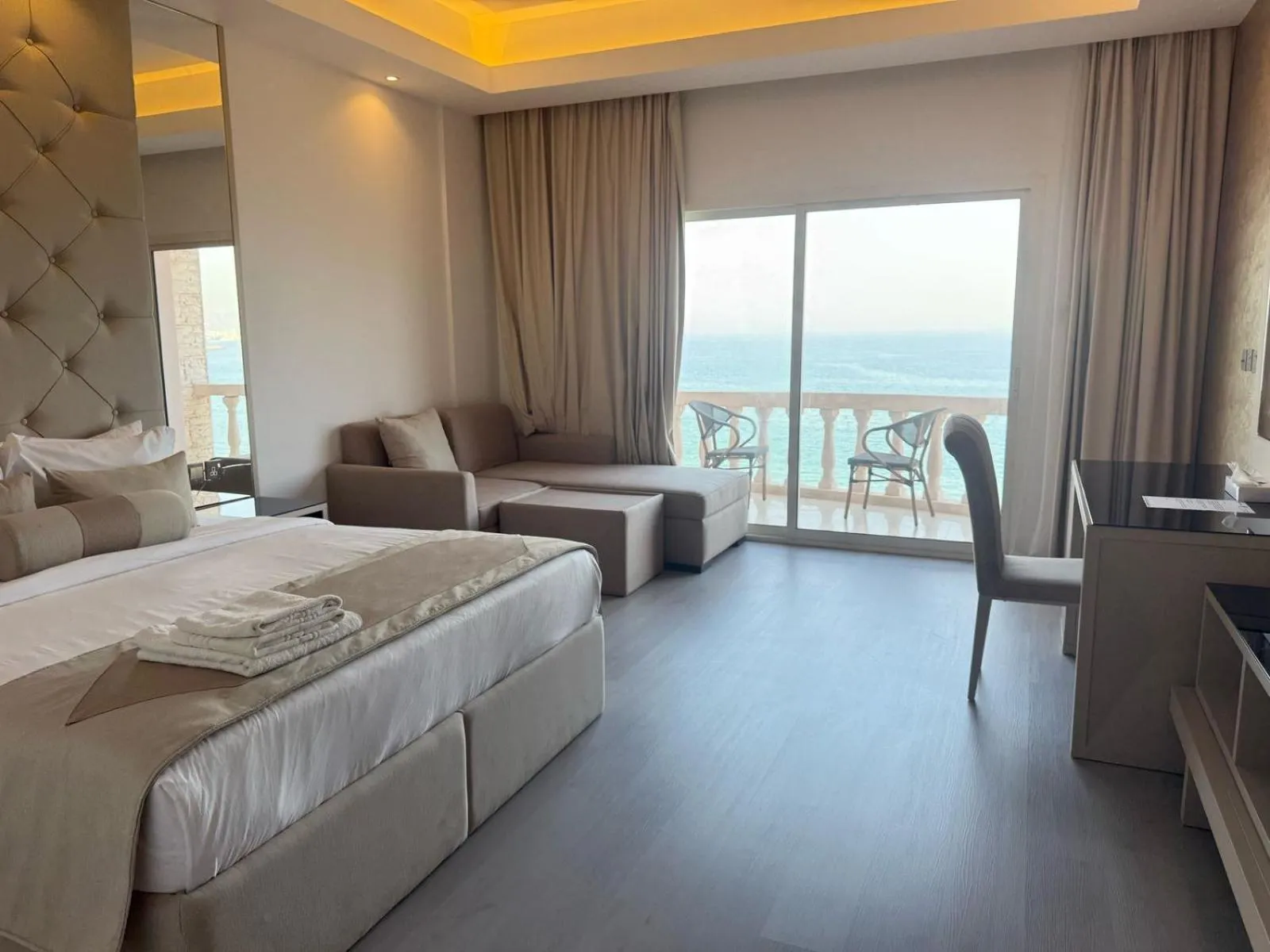 Deluxe Single Room with Balcony - single occupancy in Dibba Sea View Hotel by AMA Pro