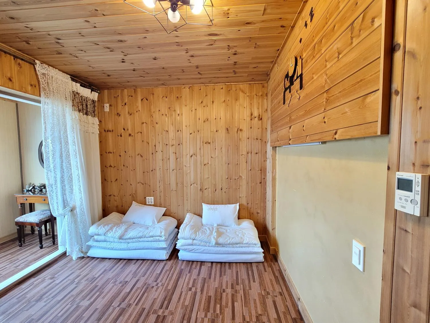 Bed in Starlight drops Pension