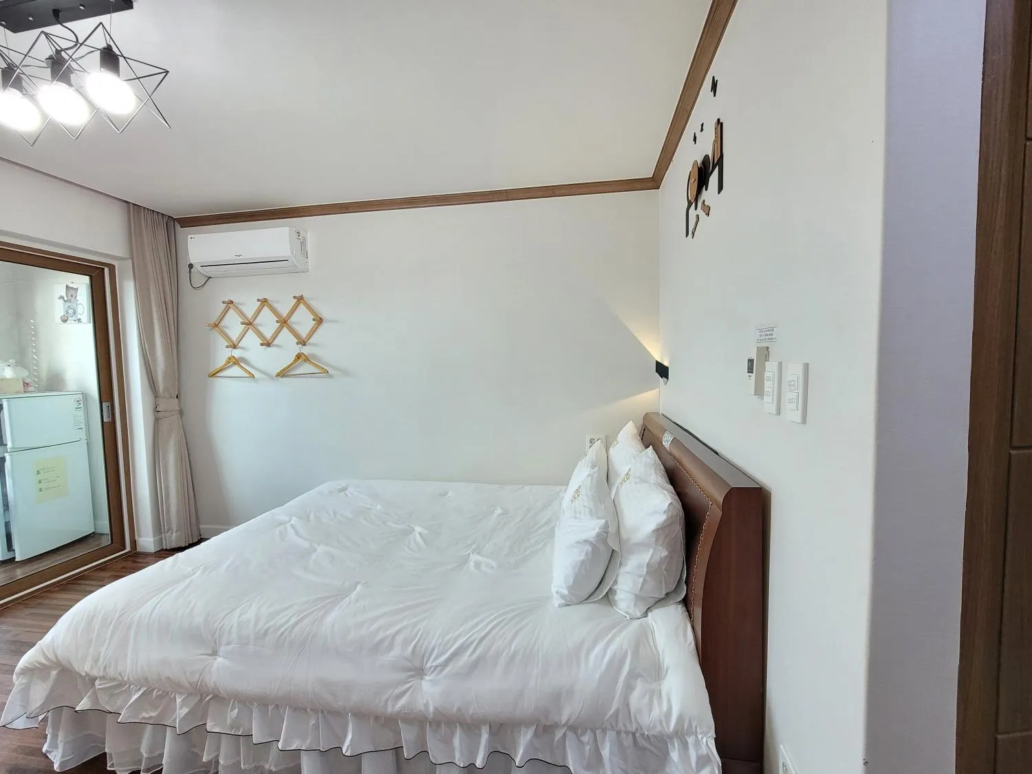 Bed in Starlight drops Pension