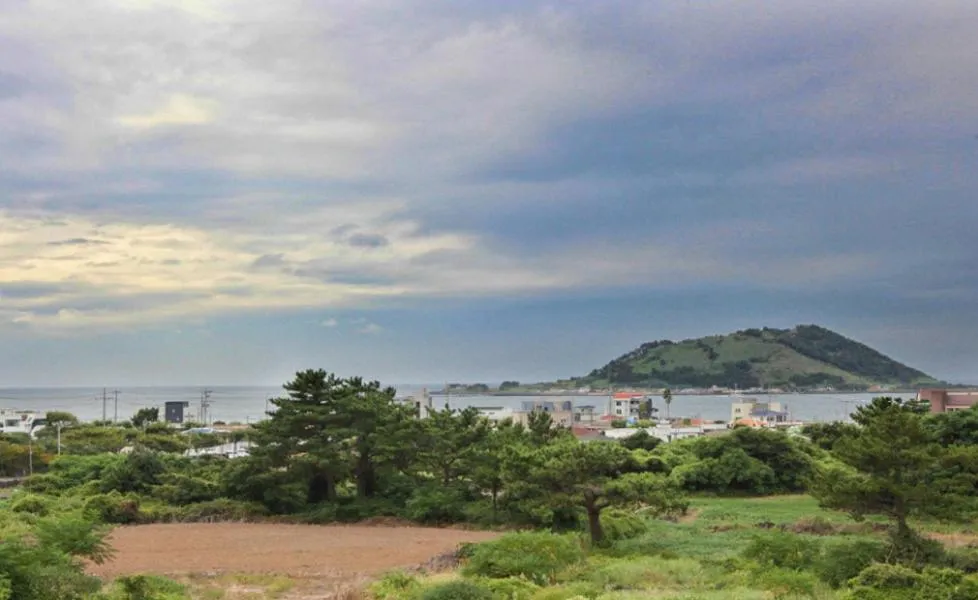 Starlight drops Pension