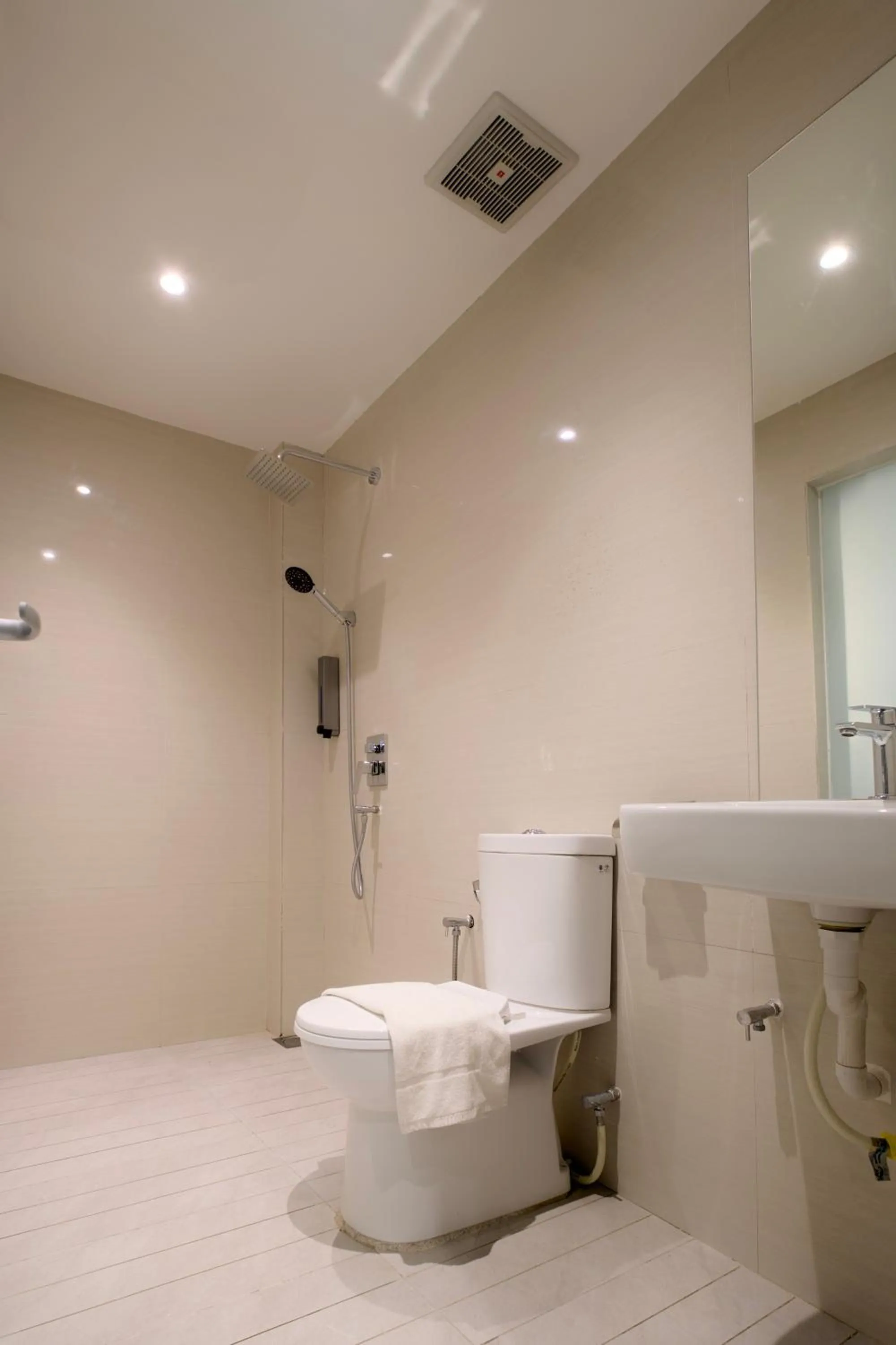 Bathroom in T Hotel Jalan Sultanah