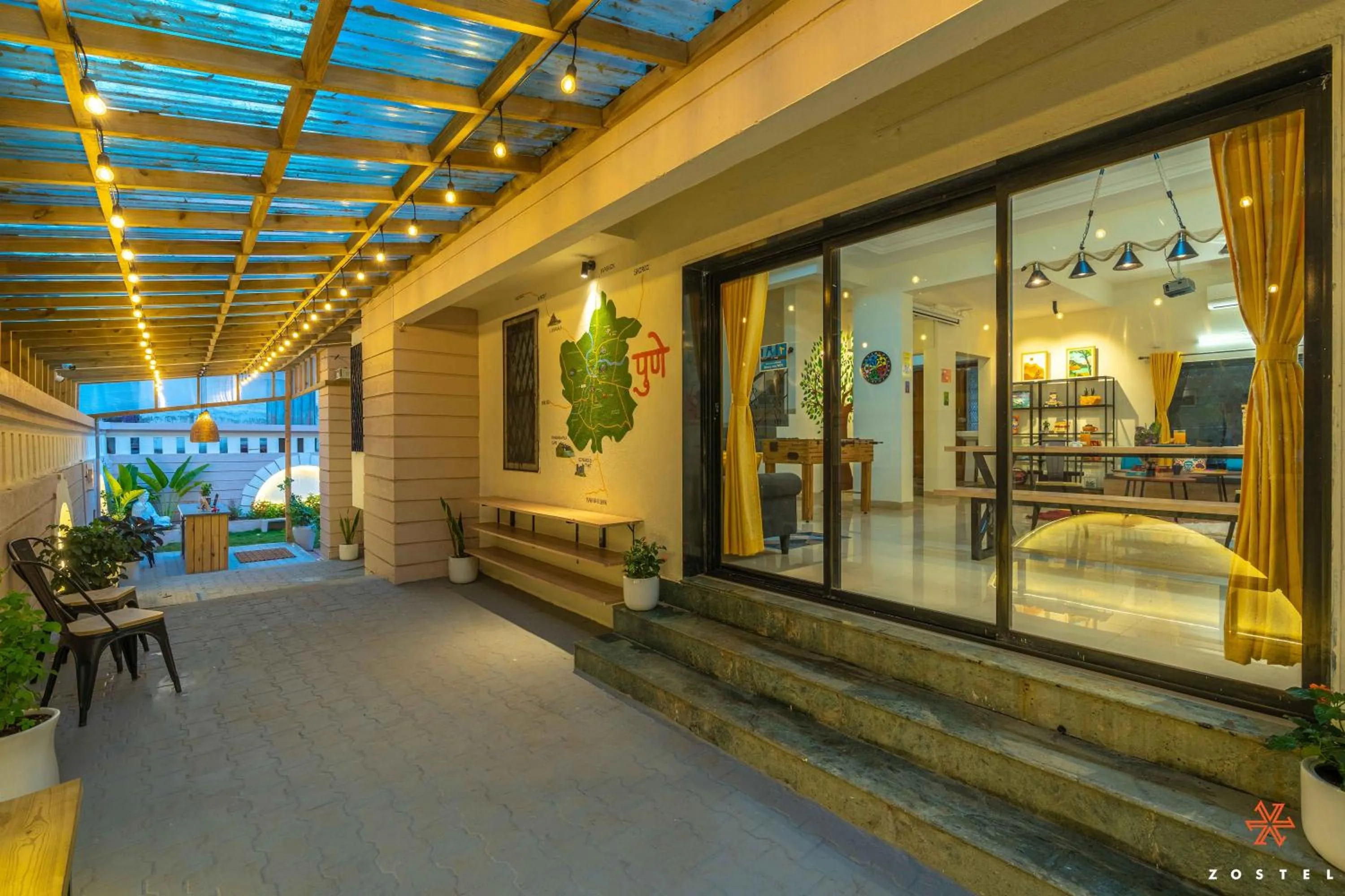 Garden in Zostel Pune (Viman Nagar)