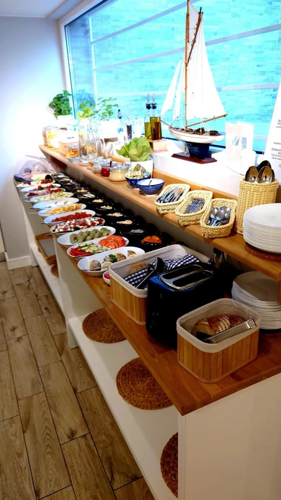 Restaurant/places to eat in Willa Długa No 4 Bed & Breakfast - Gdynia