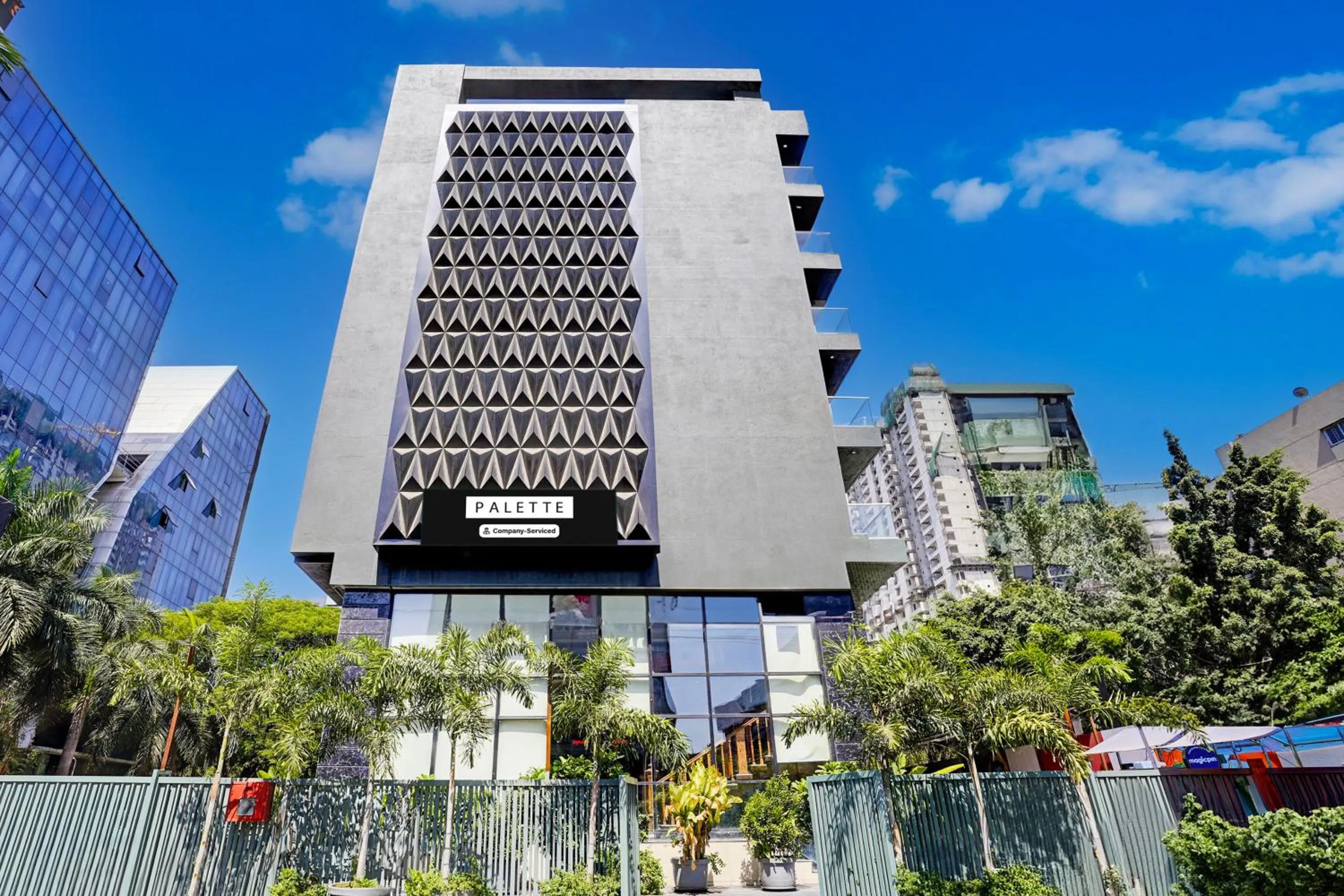 Facade/entrance in Palette Magarpatta City formerly Emerald Guestimony