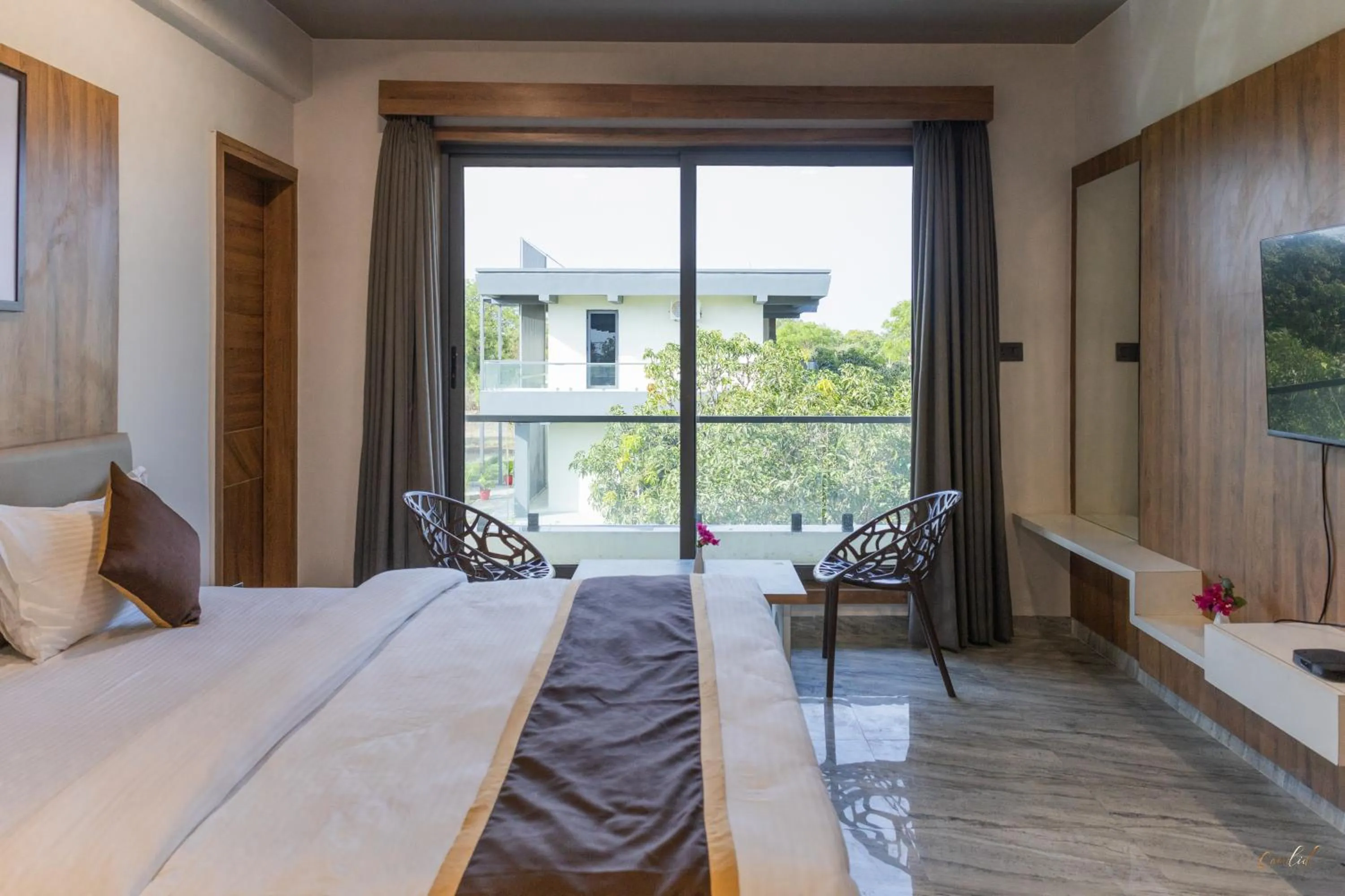 View (from property/room), Bed in Daksh Eden Greenz -A Luxury Resort in Sasan Gir