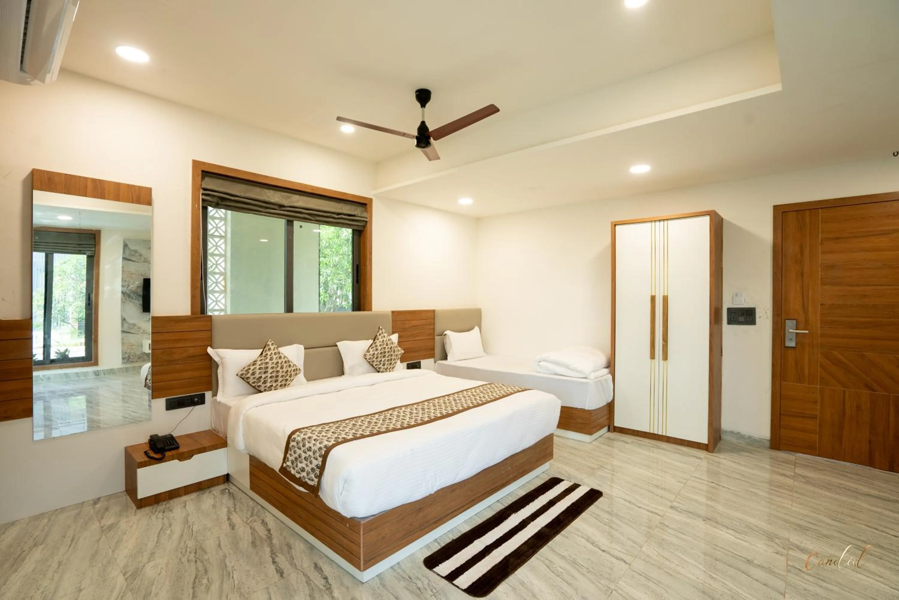 Bedroom, Bed in Daksh Eden Greenz -A Luxury Resort in Sasan Gir
